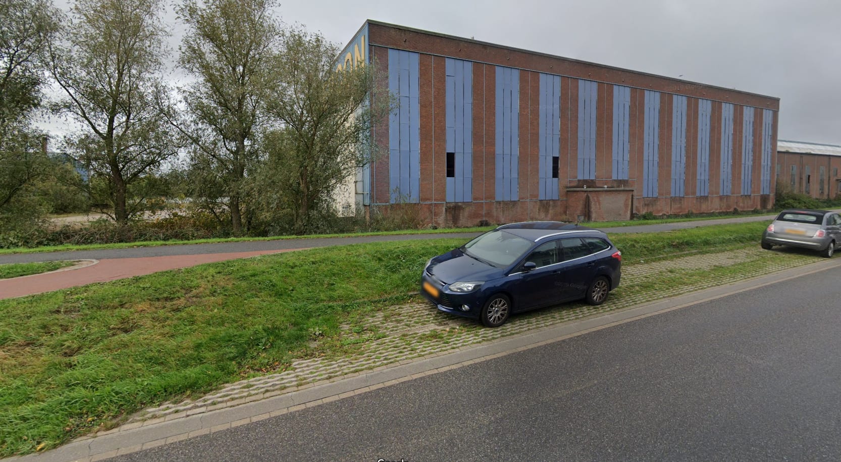 NL-Alert voor rookontwikkeling door brand in loods Alblasserdam