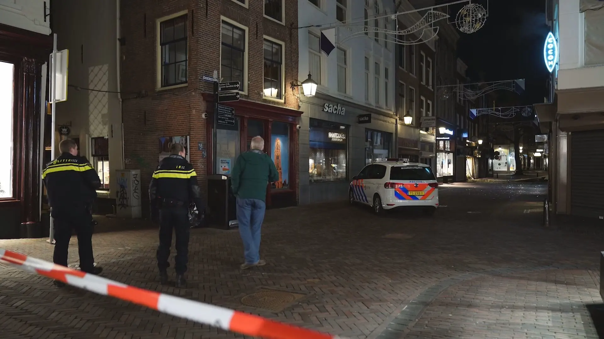Puinhoop na plofkraak op juwelier in hartje Utrecht, één verdachte aangehouden