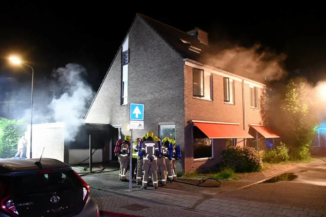 Dode en gewonden bij brand in woning zorginstelling Arnemuiden