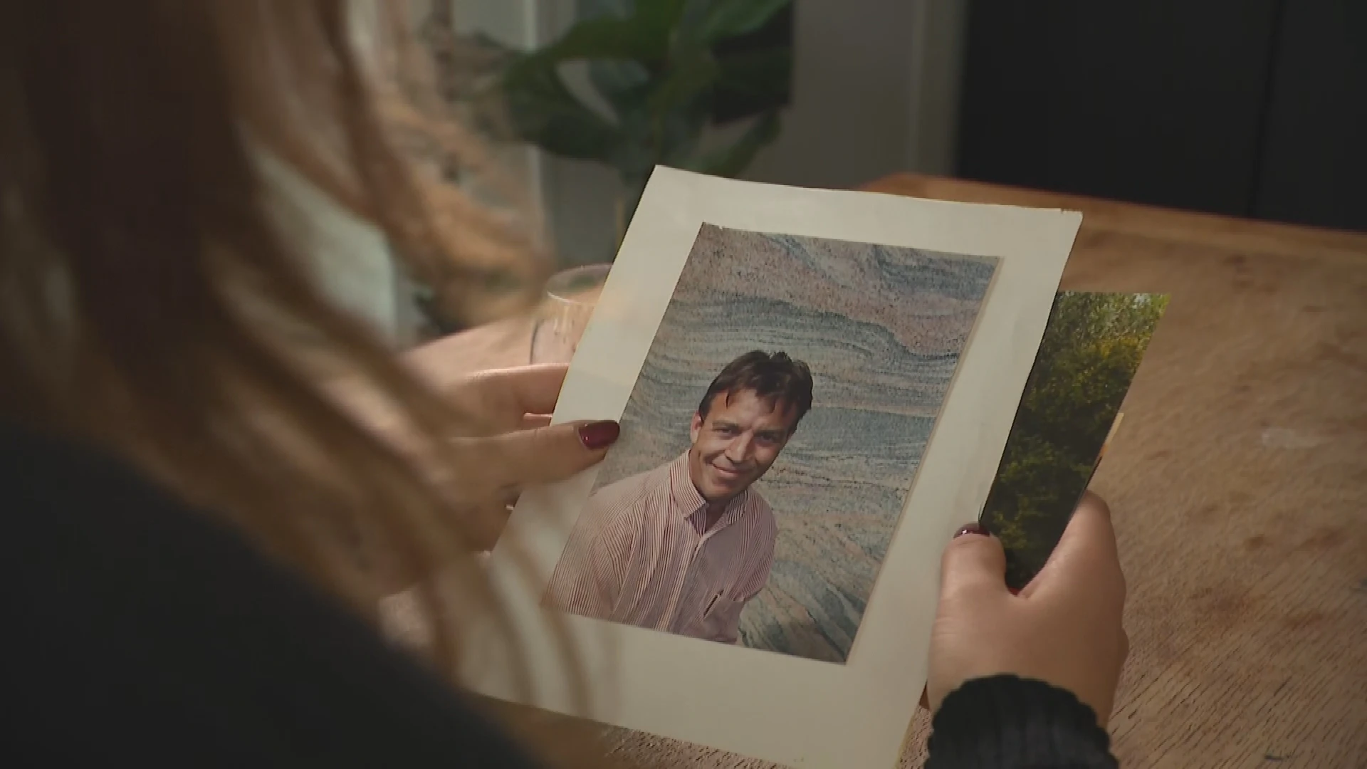 Telefoon van Daphnes vader werd gestolen tijdens leukemiebehandeling, 3 dagen later stierf hij