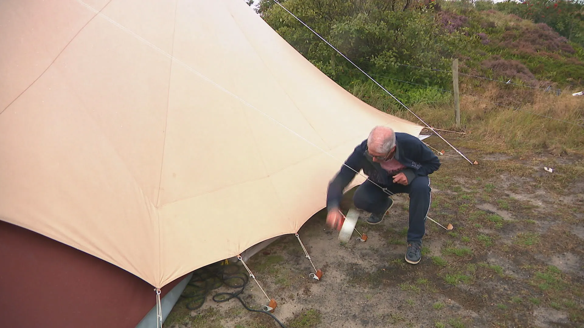 Kampeerders zetten zich schrap voor zomerstorm Francis: 'Zorgen dat je de wind achter in je kont hebt'