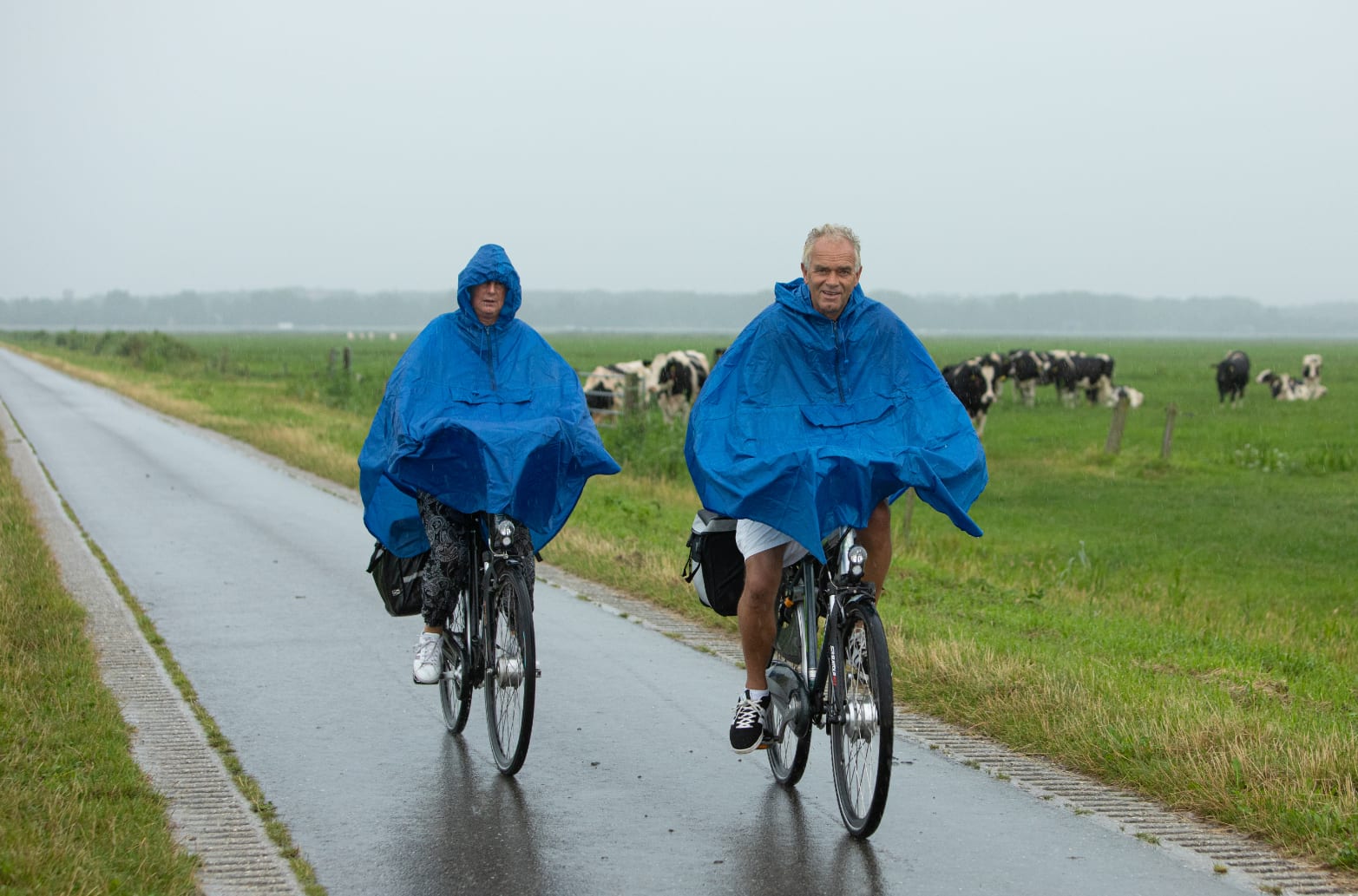 Zomerse temperaturen, wind, regen én onweer: onstuimig weekend voor de boeg