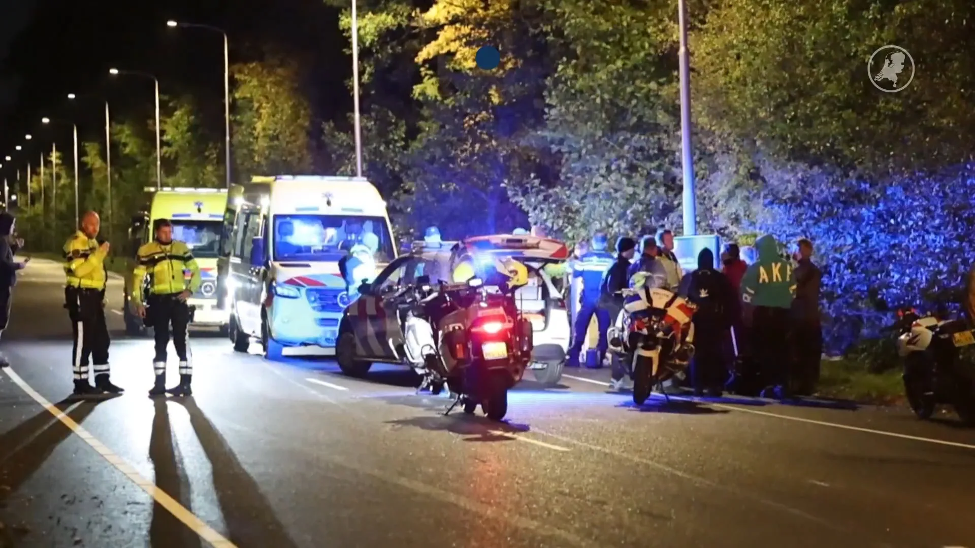 Motorrijder overleden en twee gewonden naar ziekenhuis na ongeval Delft