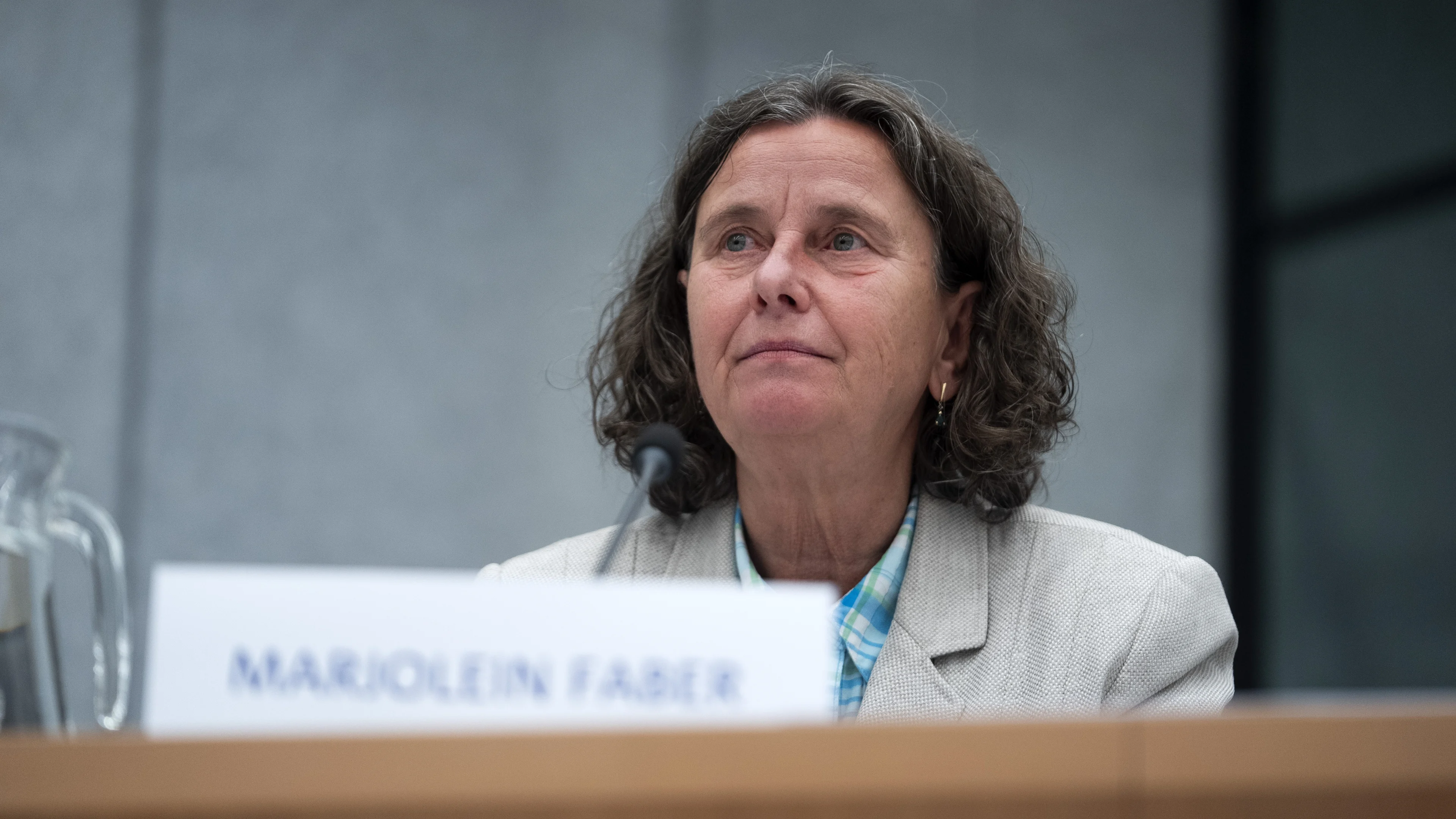 Panel: moet Faber excuses maken voor lintjesweigering?