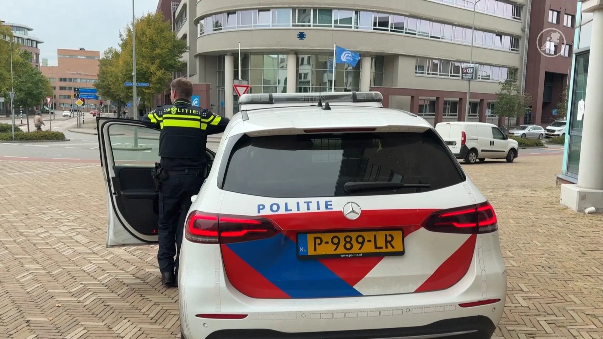 Onderzoek naar mogelijk explosief bij UWV Heerlen, veel politie op de been