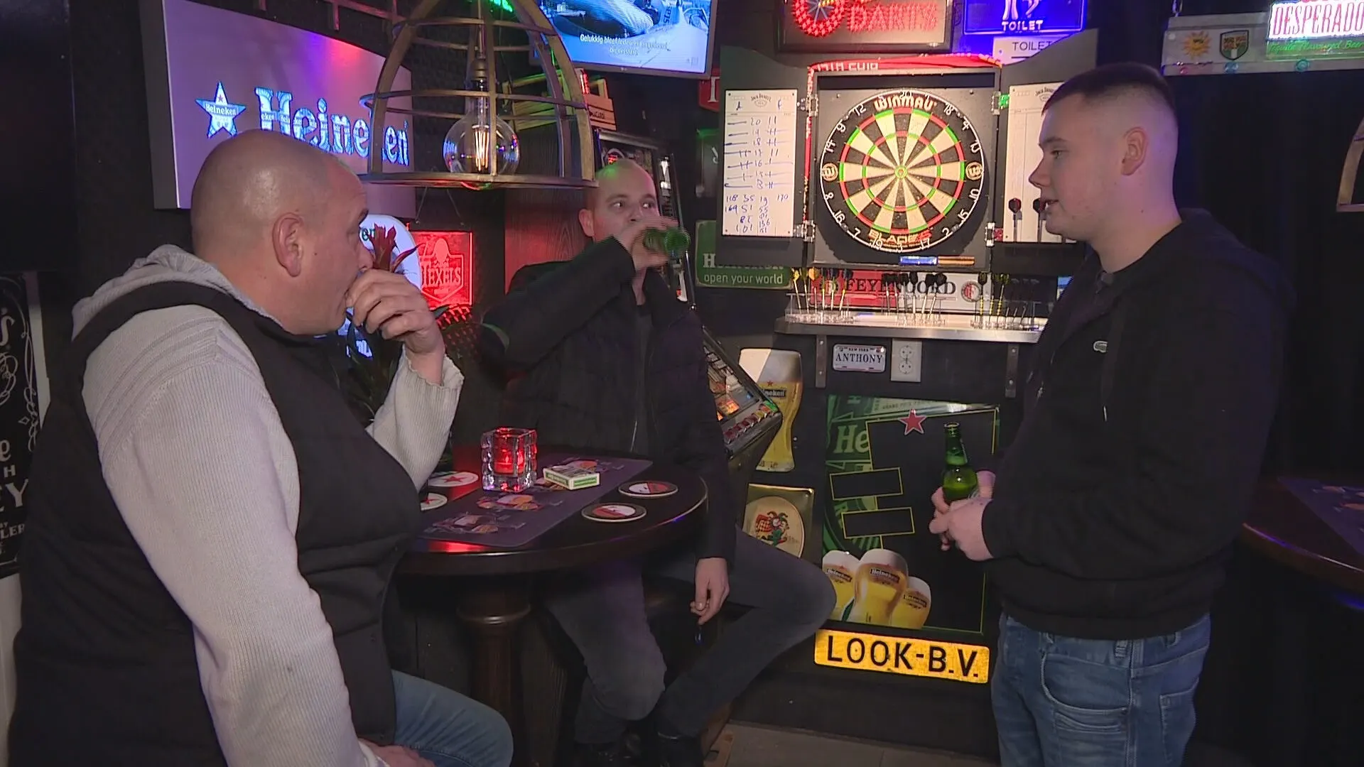 Haal je coronaproof stamkroeg in huis en bouw je eigen mancave of ladyshed