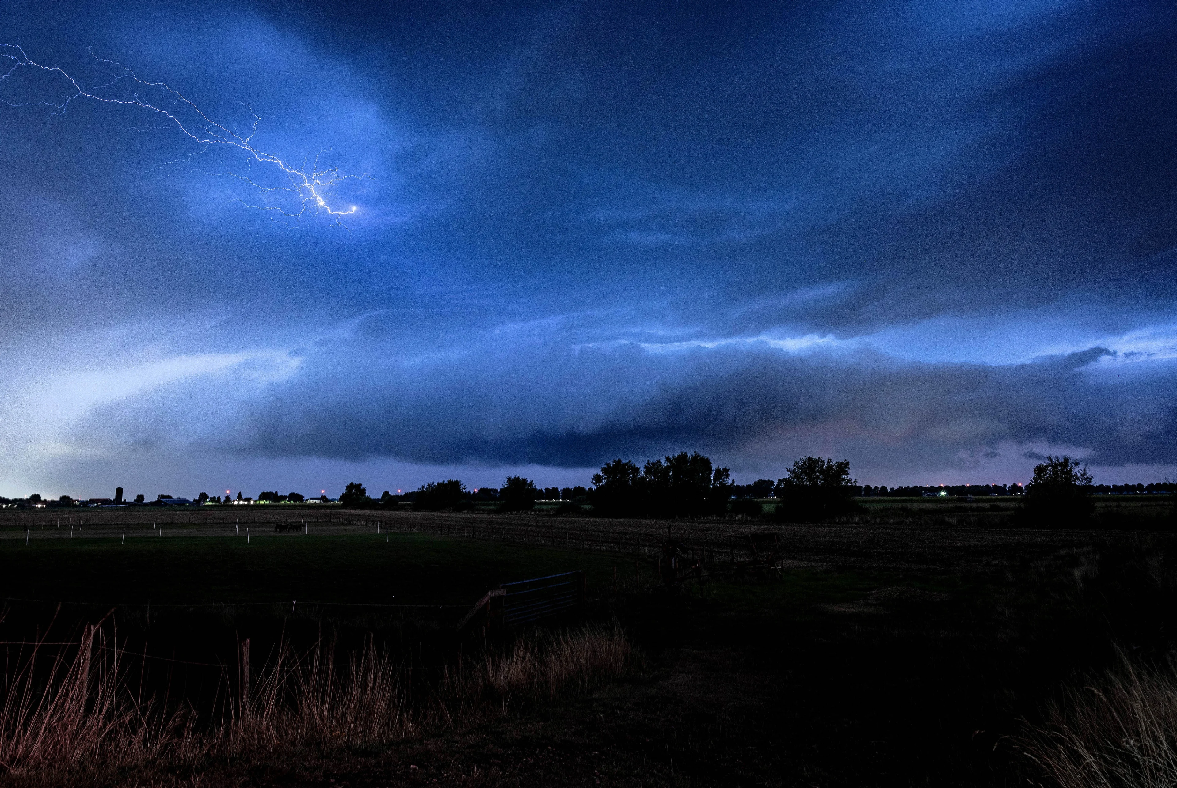Droog en zonnig weer verandert in loop van de dag naar lokaal heftige buien