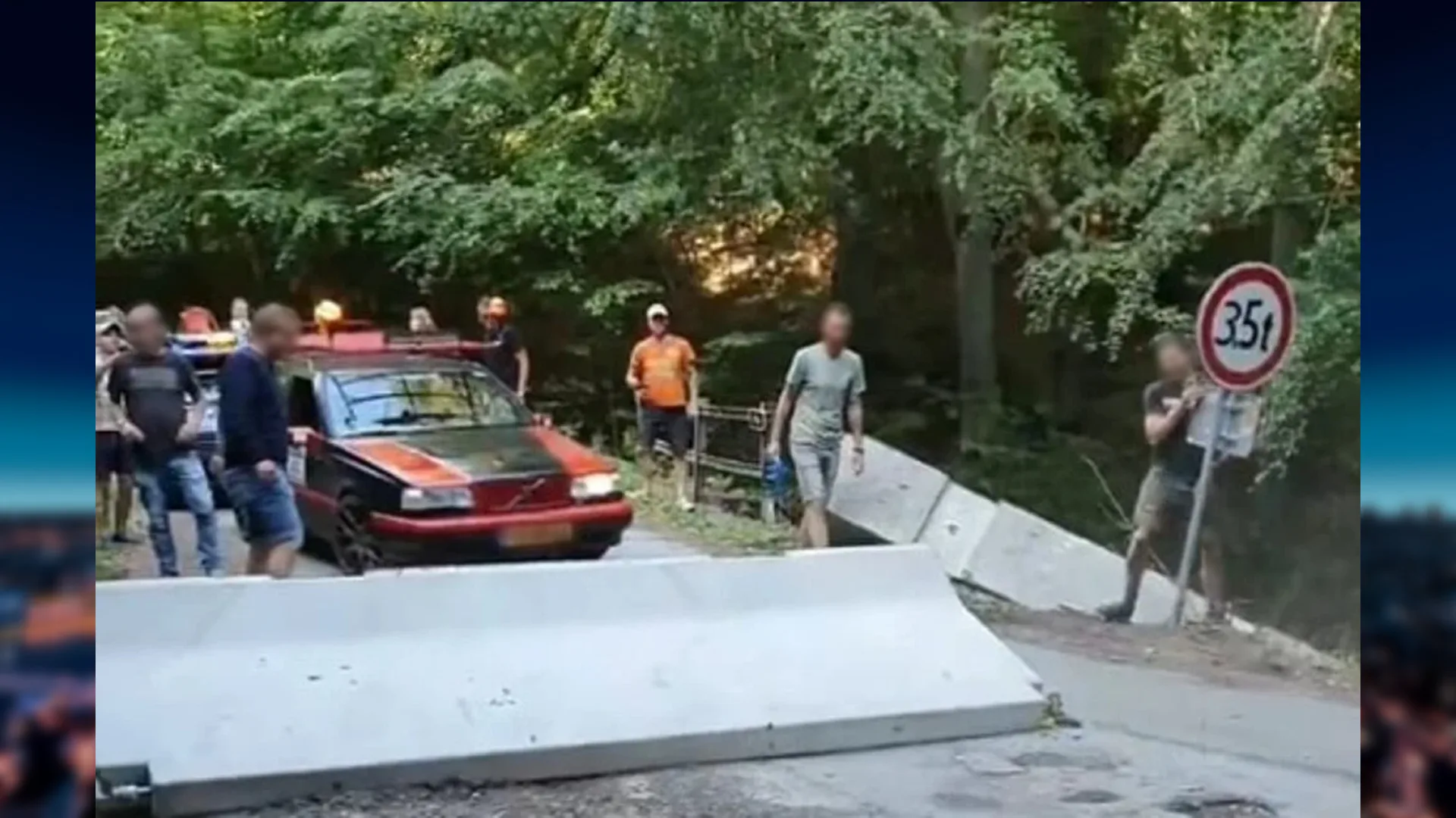 Slowaakse politie zoekt Nederlanders die over levensgevaarlijke brug reden