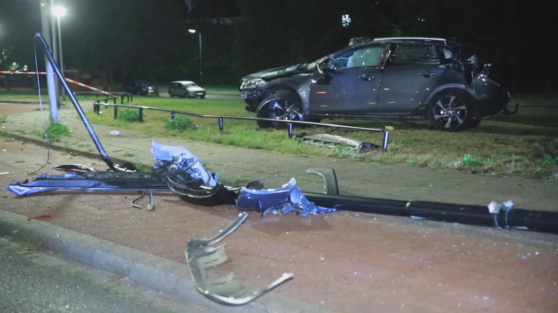 Automobilist zorgt voor ravage in Rijswijk, vermoedelijk lachgas in het spel