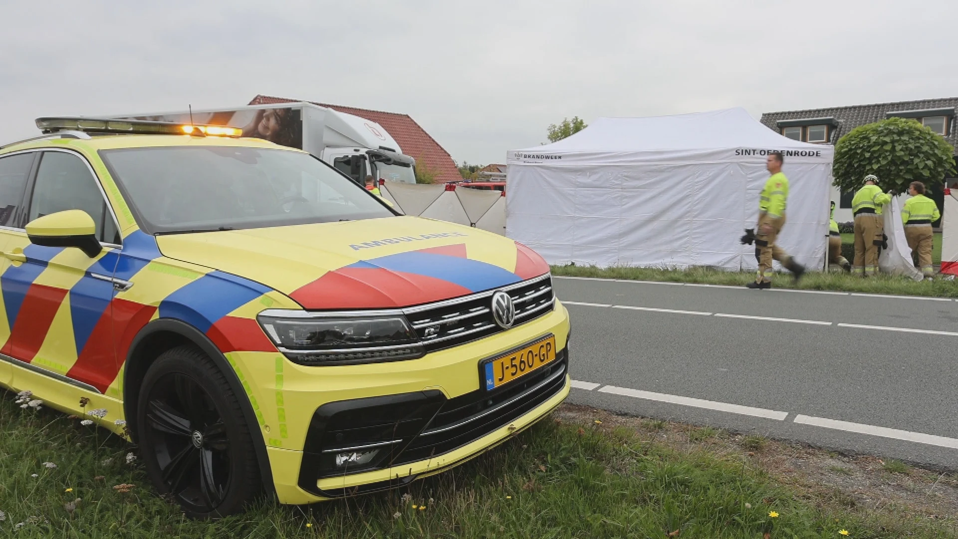 Fietser (91) overlijdt na botsing met vrachtwagen in Schijndel