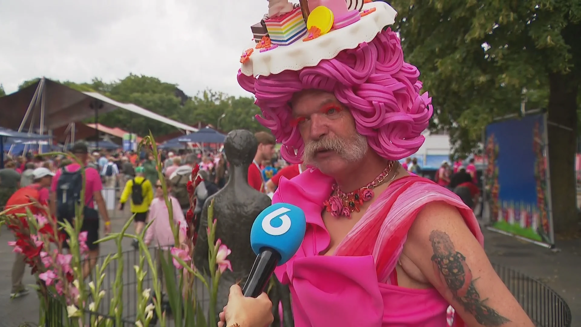 4Daagse in het Hart: Patrick verloor man Rob vlak voor 4Daagse en loopt nu met urn
