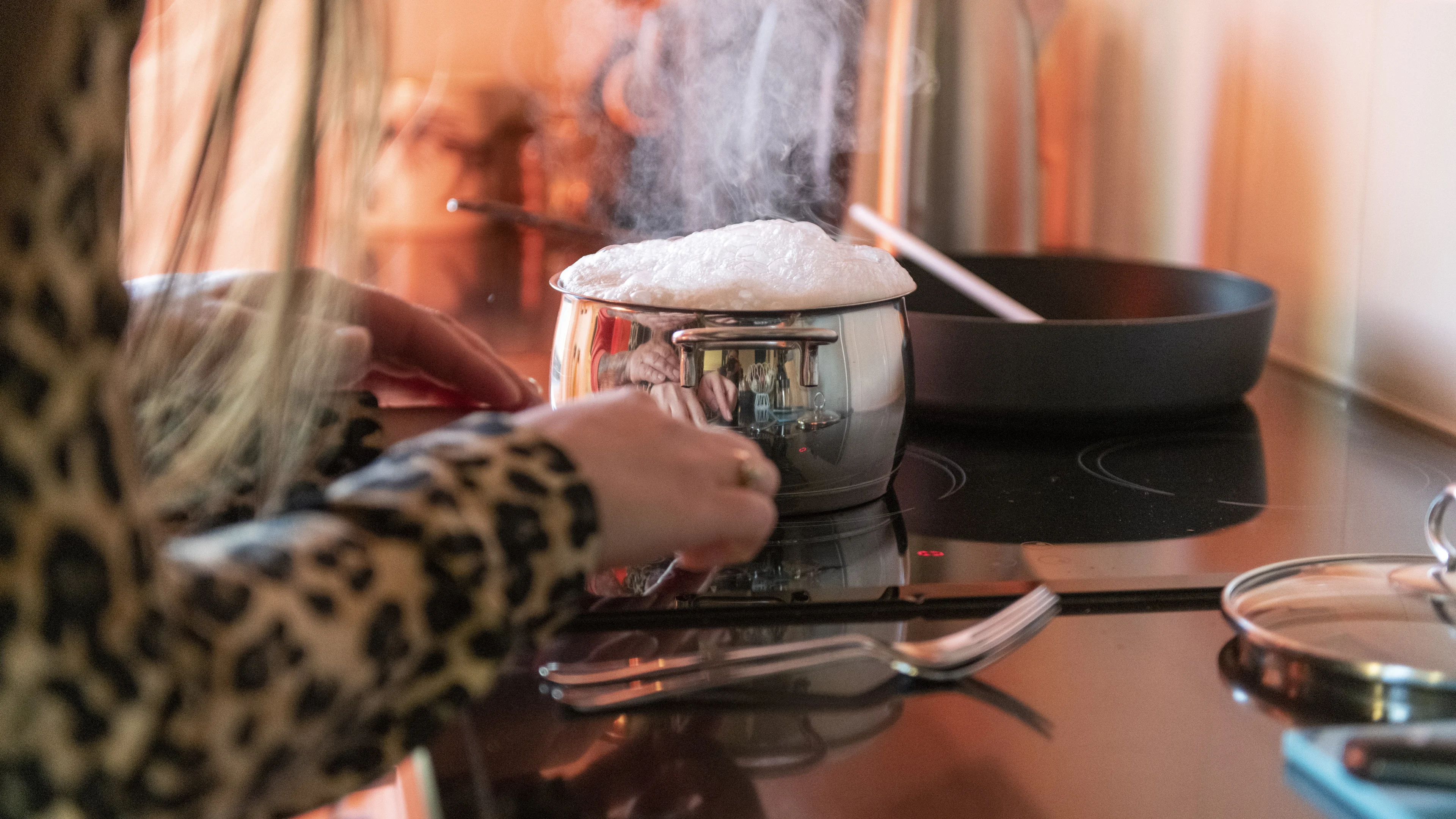 Wat is goedkoper: koken op gas, inductie of keramisch? [Oktober 2022]