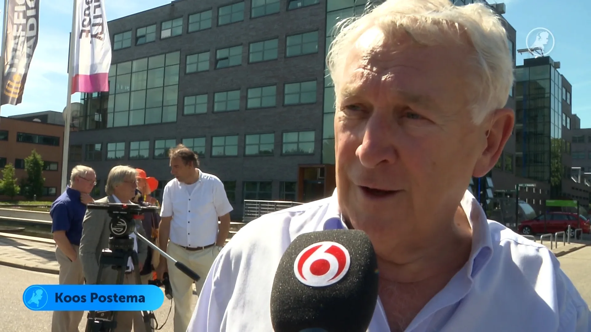 Koos Postema trots op eigen straat