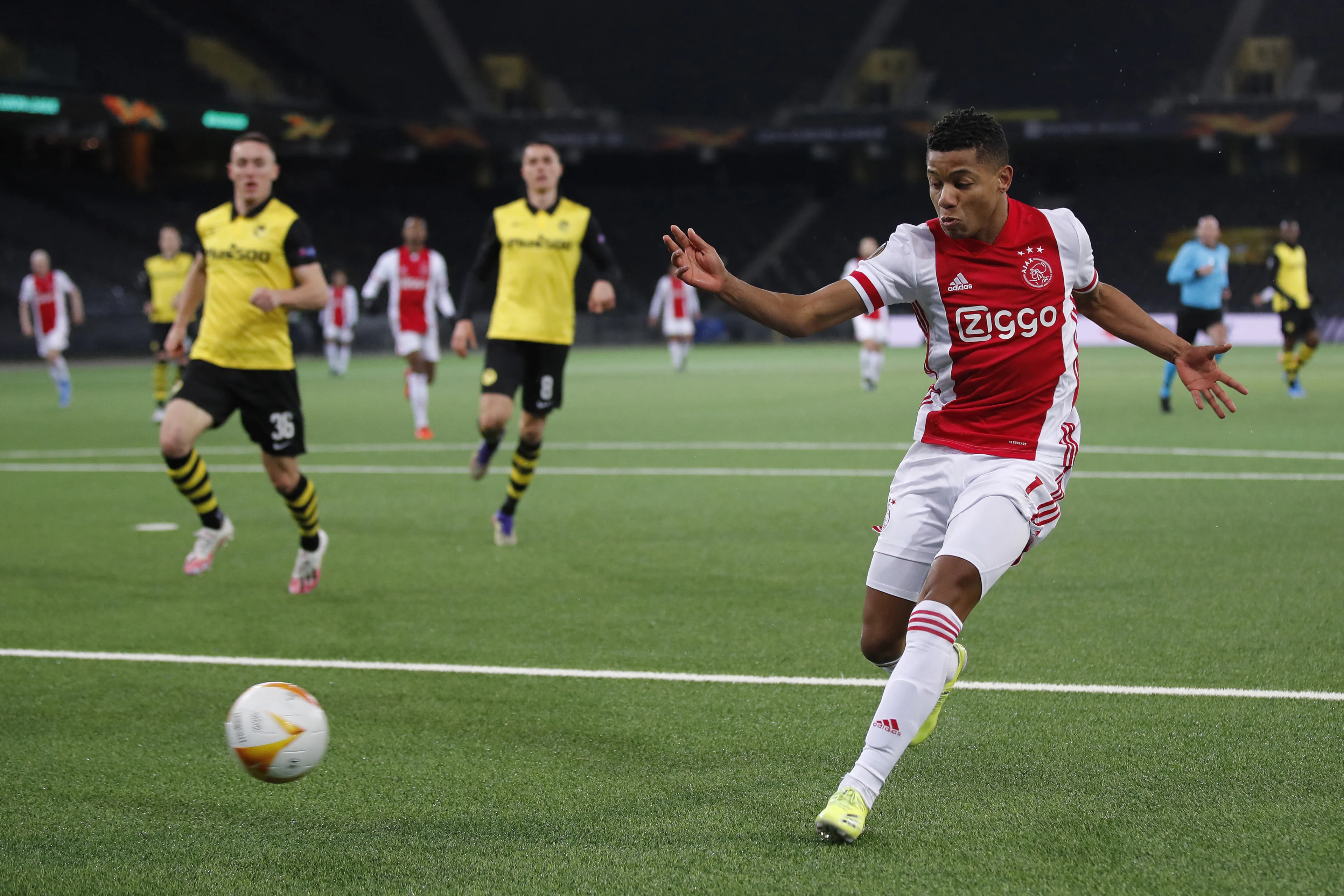 Ajax treft AS Roma in kwartfinales Europa League