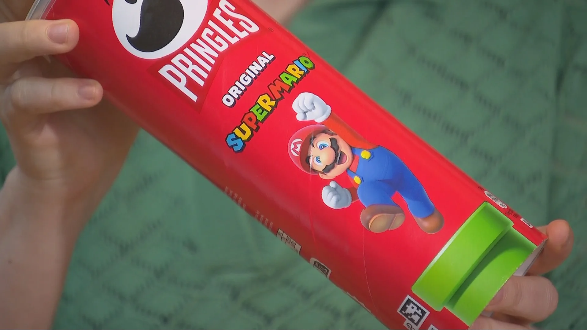 Kinderfiguren op snacks verboden? Zo komt het dat je ze tóch ziet