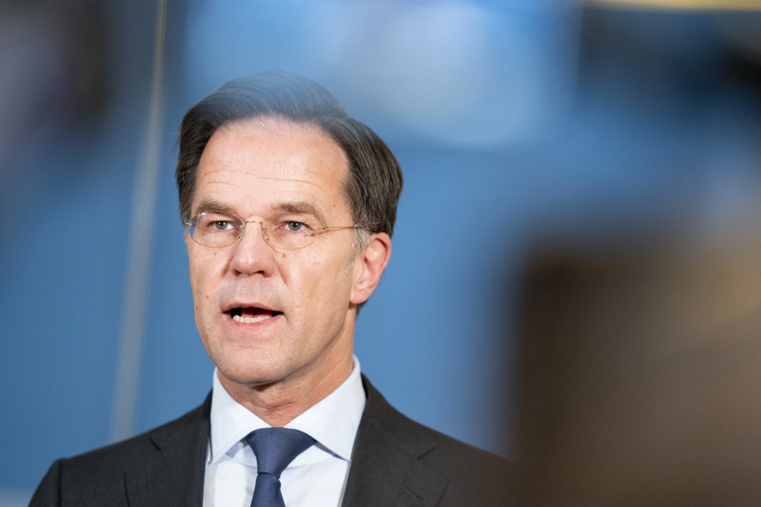 Nederland wil maximale sancties tegen Rusland na inval in Oekraïne