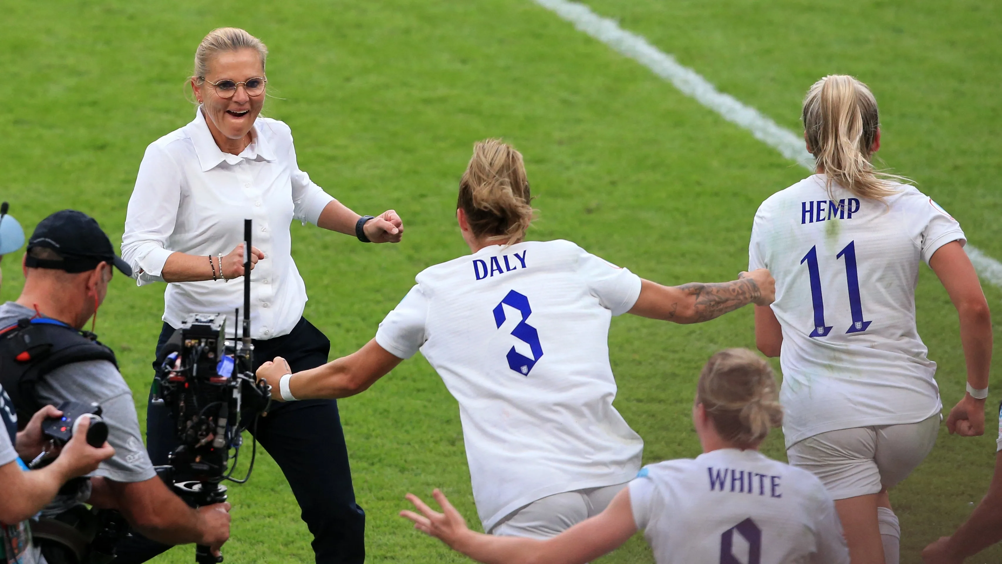 Sarina Wiegman beseft winnen tweede titel nog niet: 'Ongelooflijk'