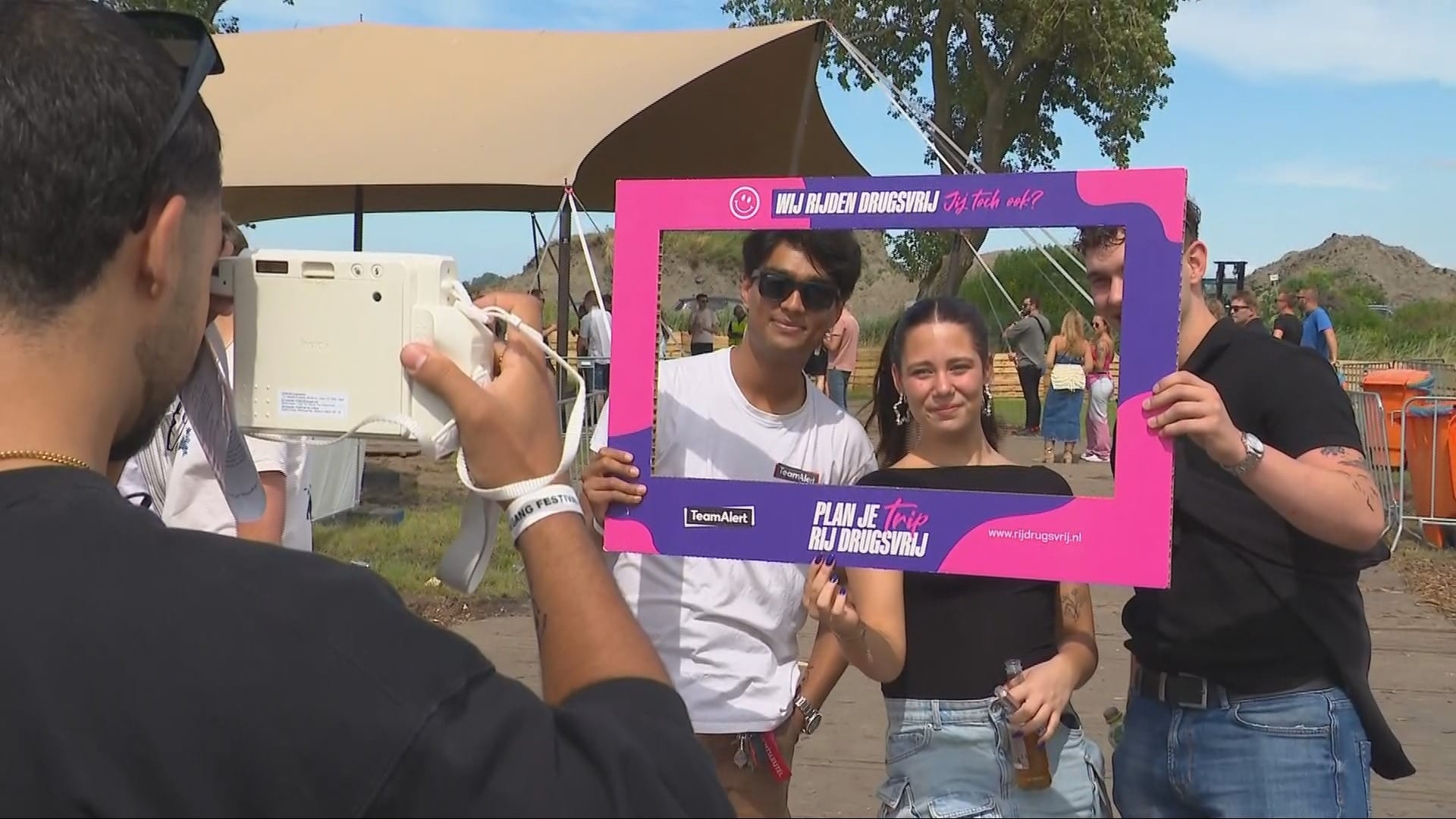 Deze campagne moet jonge drugsgebruikers stoppen met achter stuur te stappen