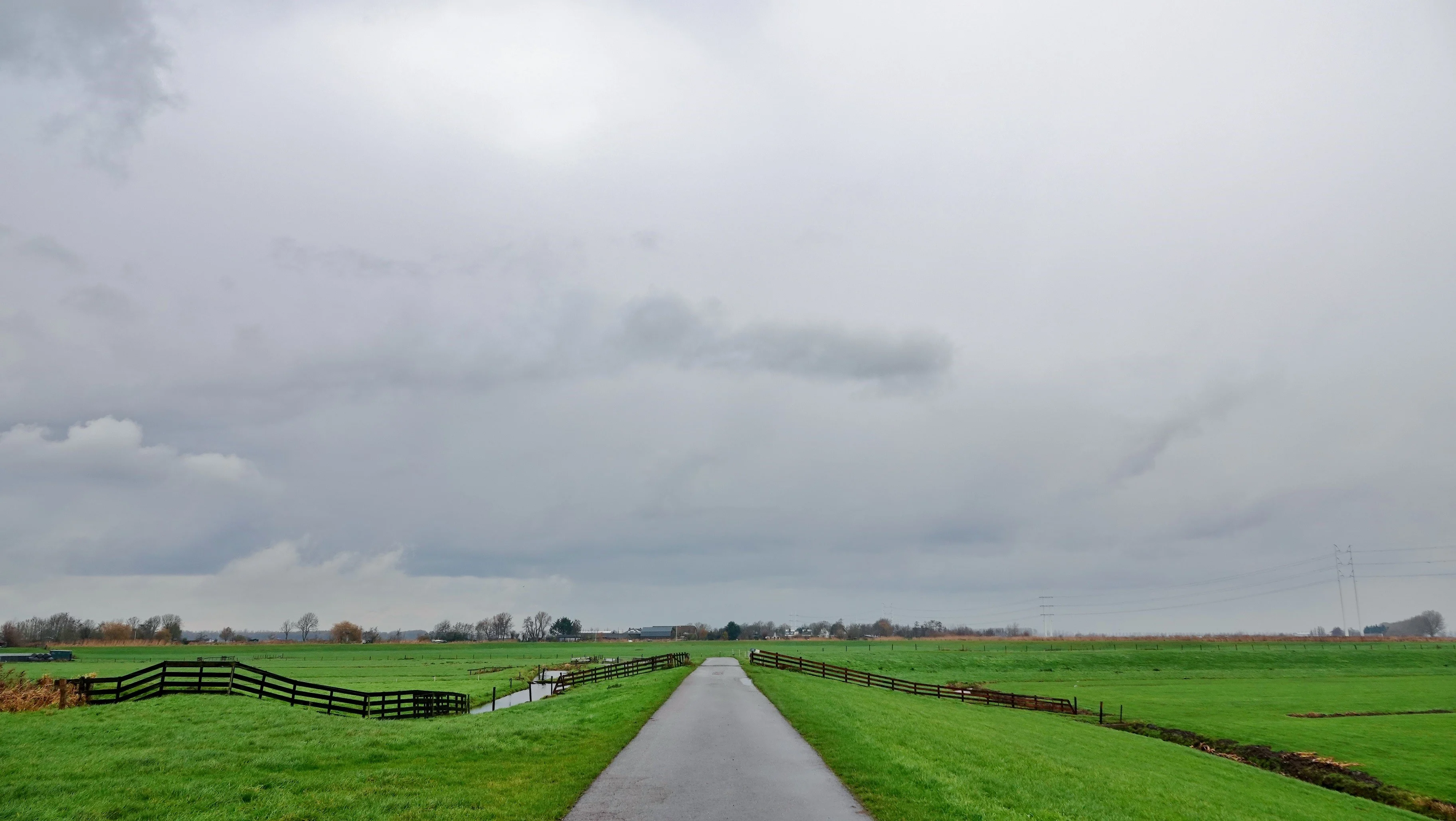 Wolken overheersen op D-day dinsdag, kans op vrieskou