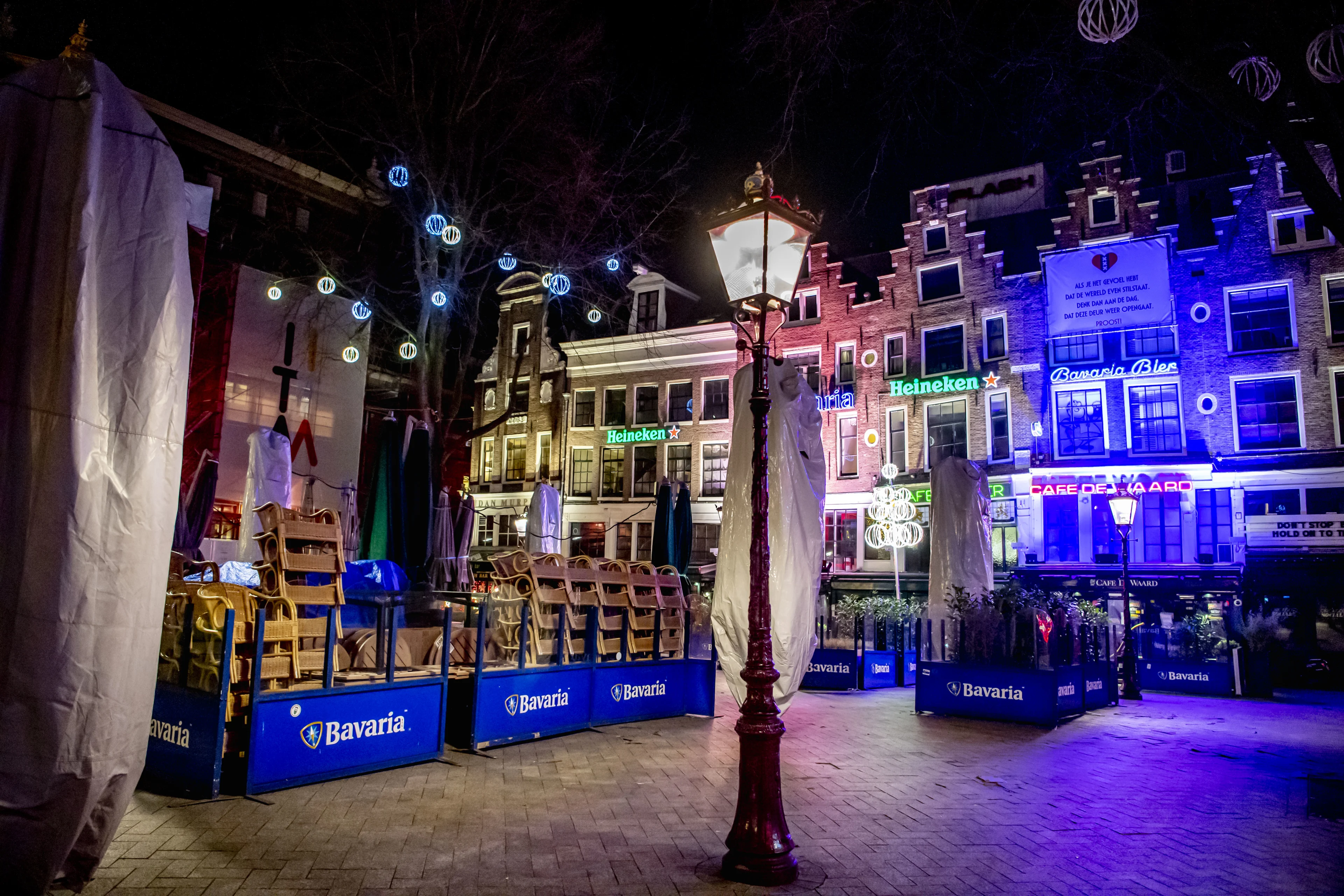 Nieuwe coronamaatregelen: 'Lockdown van drie weken'