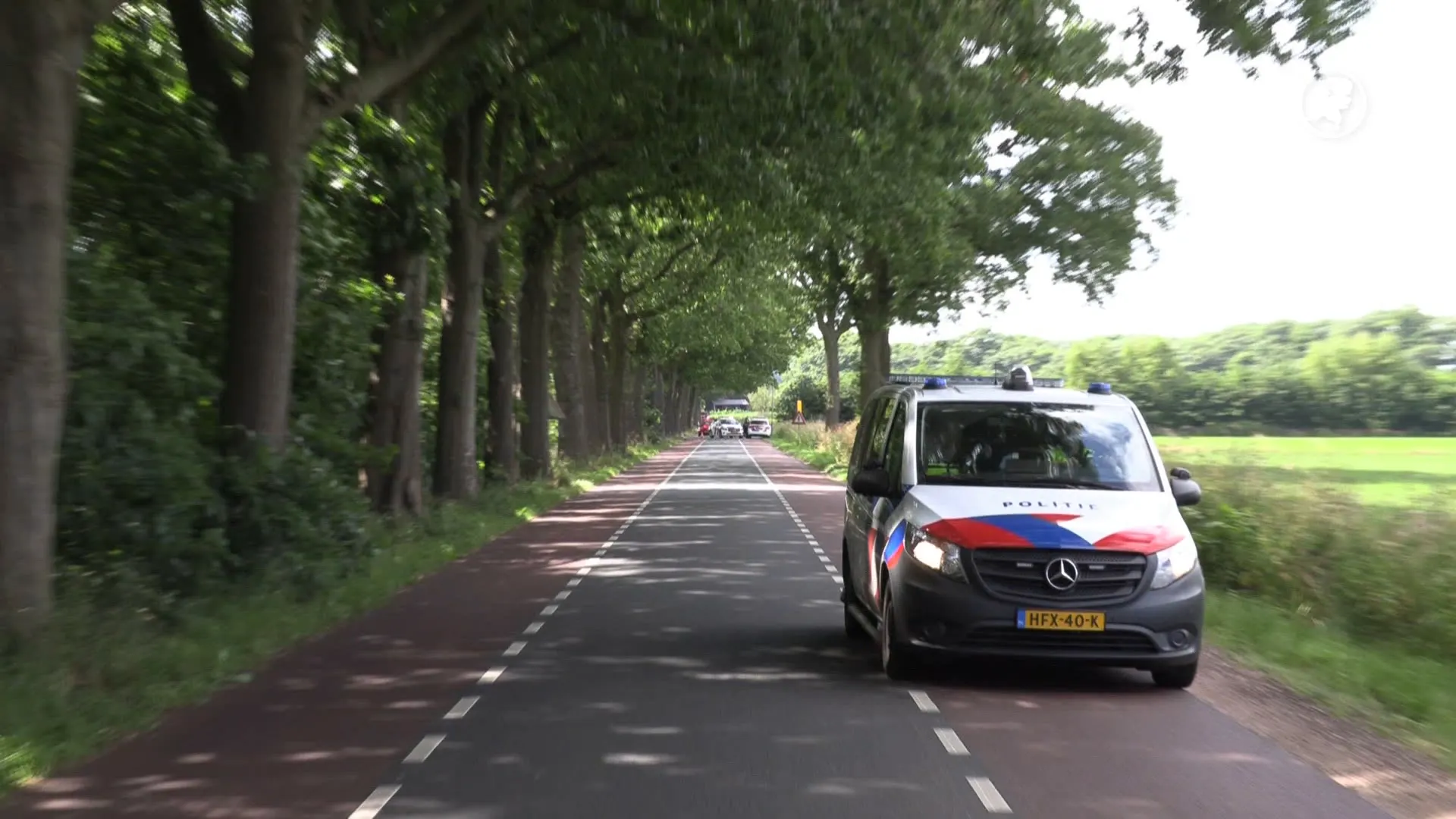 Fietser overleden na botsing met busje in Vragender