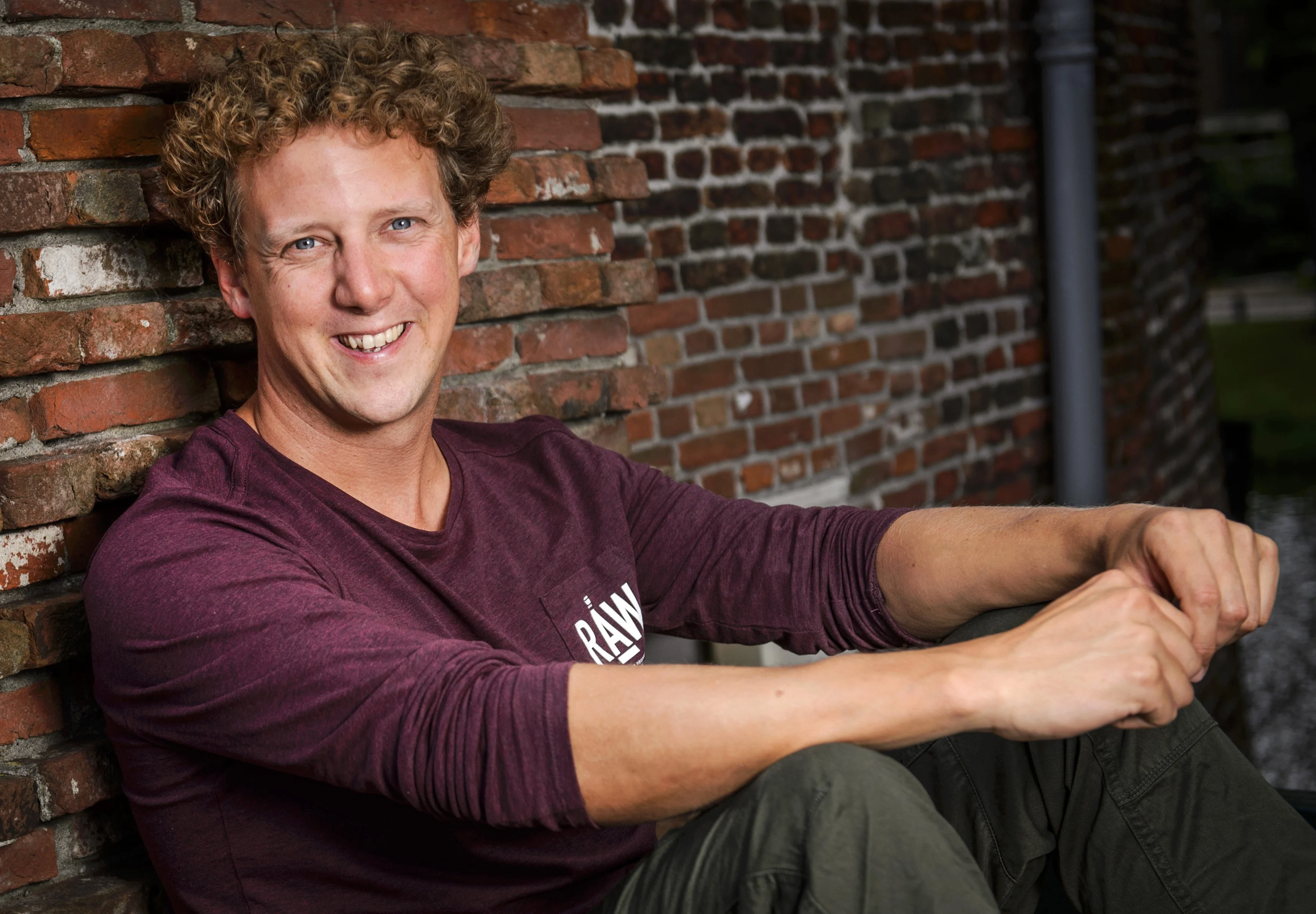 Nieuwe tumoren gevonden bij cabaretier Jochem Myjer: 'Laatste scan was niet goed'