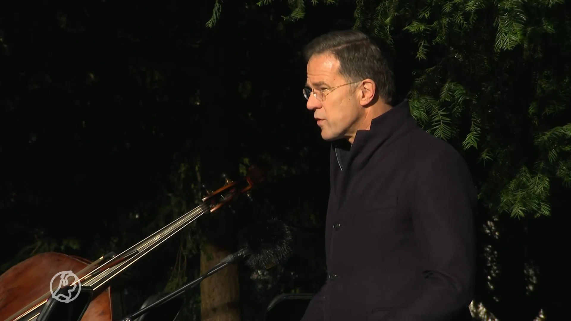 Rutte bezorgd om openlijk antisemitisme: 'Alsof nooit meer Auschwitz een holle frase is'