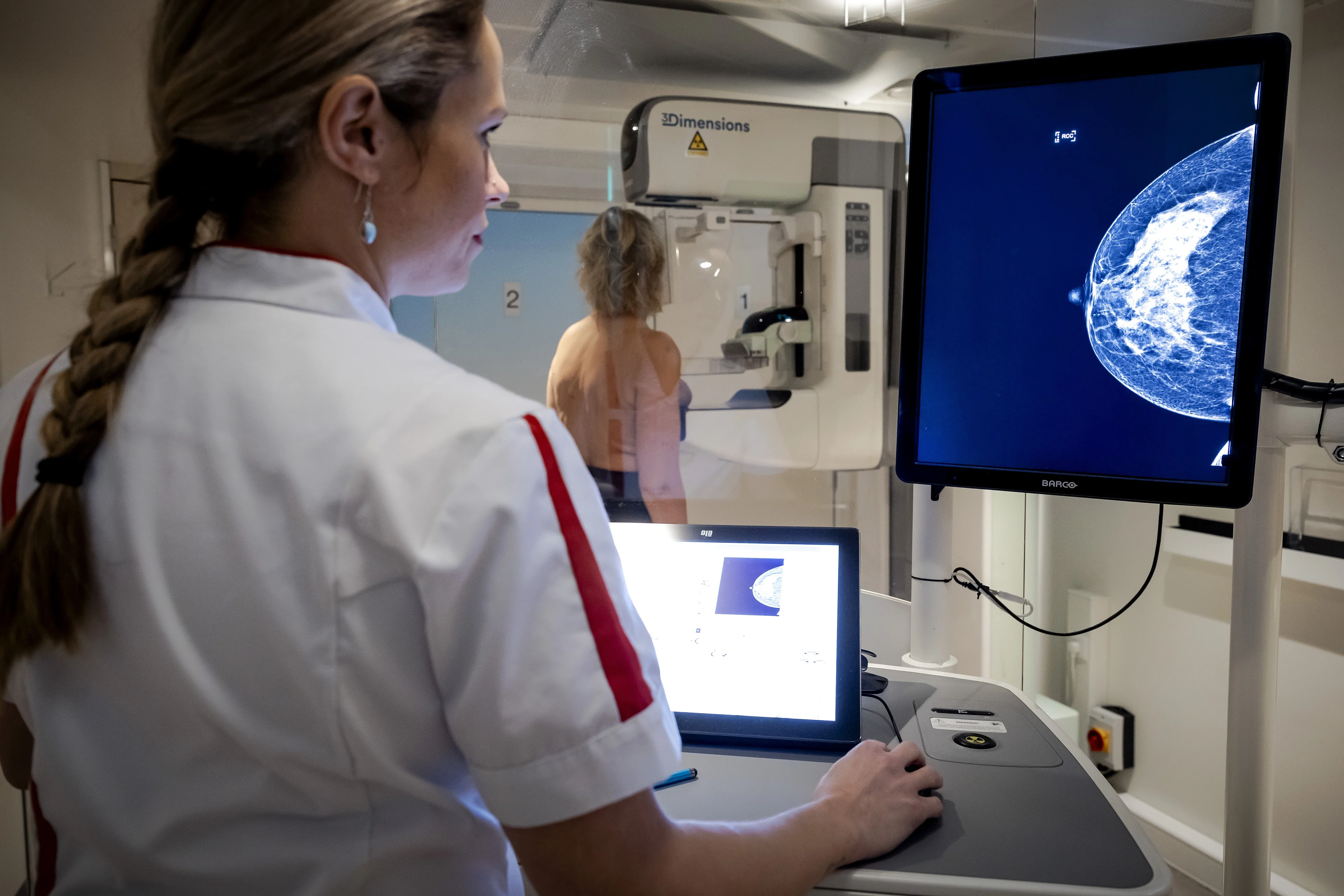 Grote zorgen om uitblijven vergoeding borstkankermedicijnen