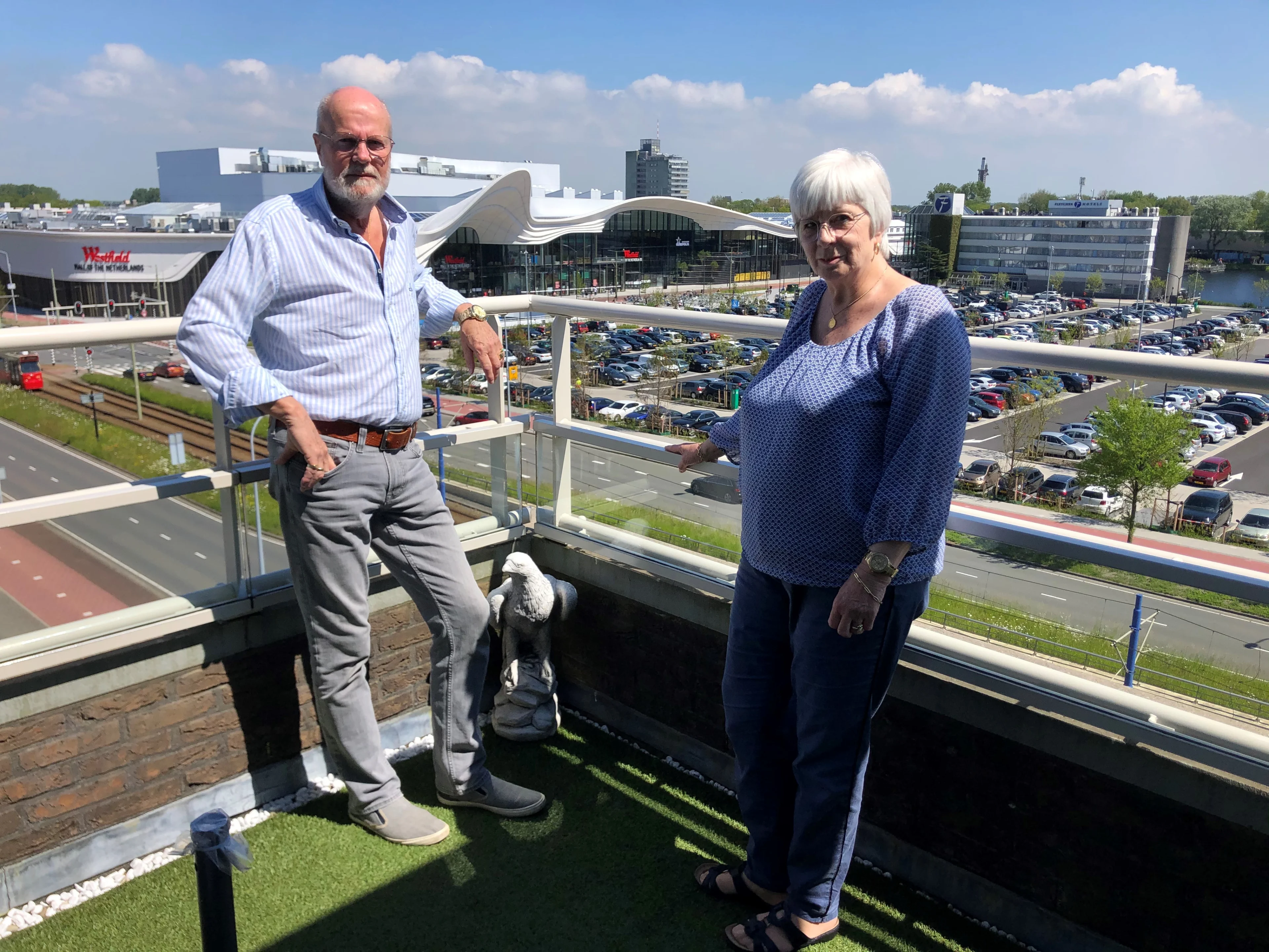 Intimidatie, bedreiging en poepluiers: het is chaos rond winkelcentrum Mall of the Netherlands
