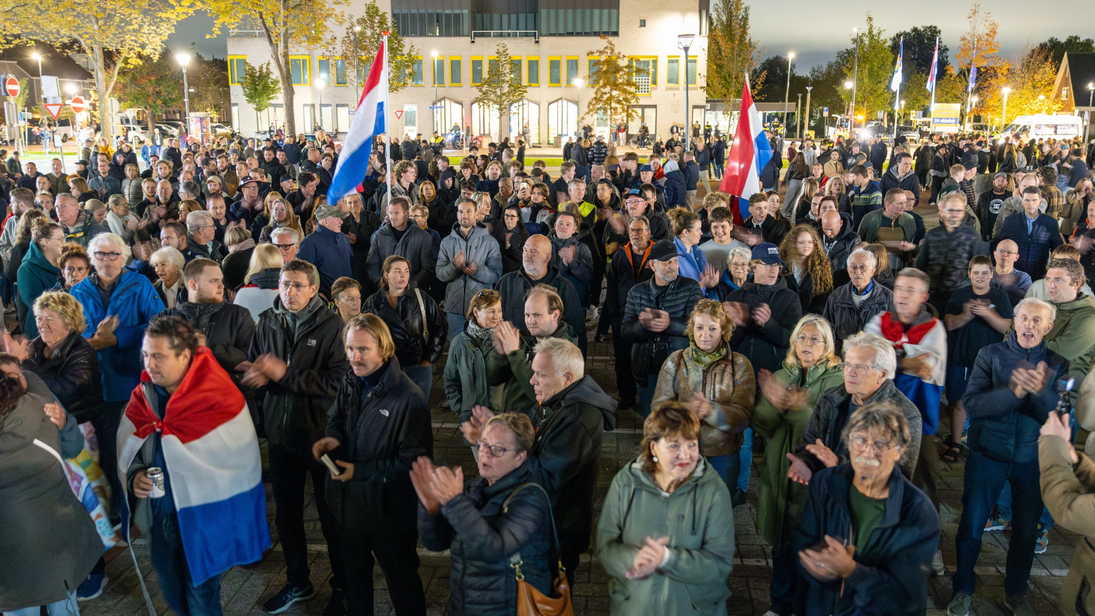 Nepnieuws over komst azc’s zorgt voor onrust: gemeenten waarschuwen