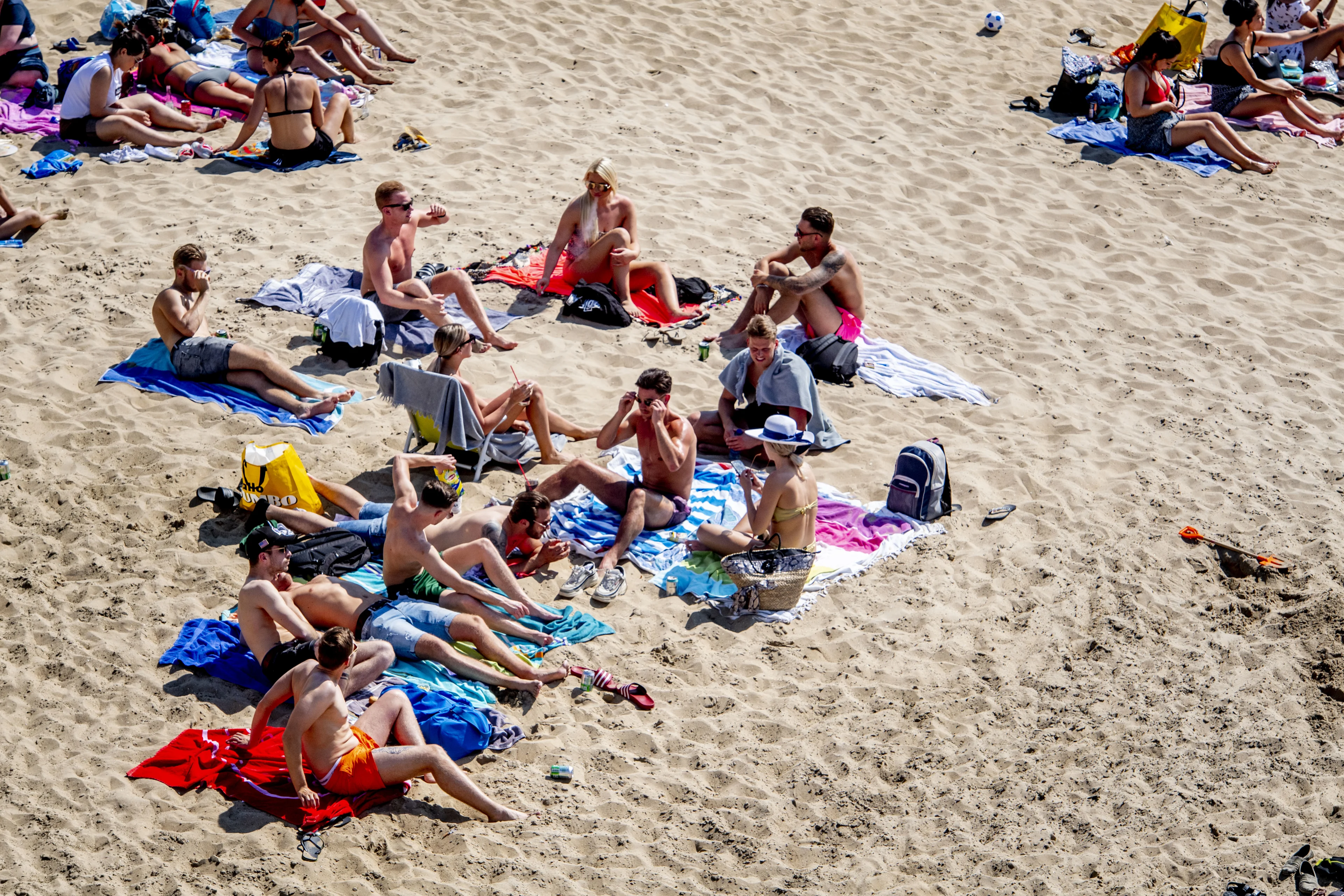 Het wordt een heerlijk Pinksterweekend, maar 'vermijd drukke plekken'