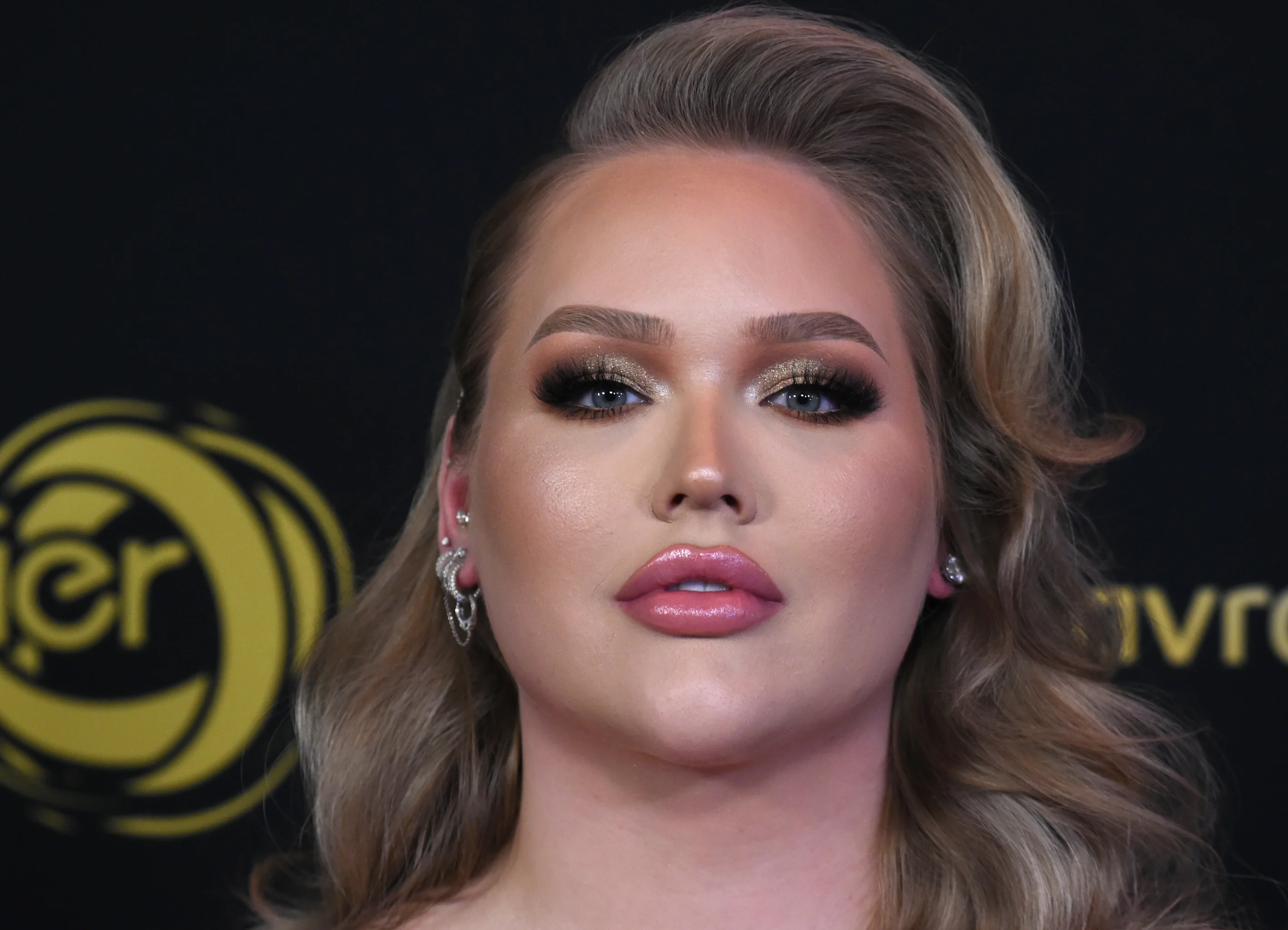 YouTube-ster Nikkie Tutorials onder schot gehouden tijdens overval
