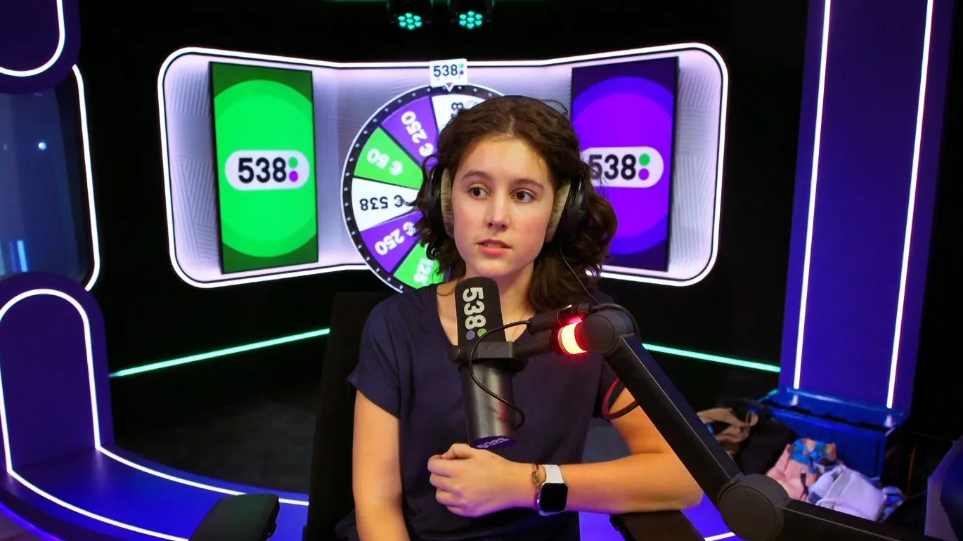 Emelie (16) verloor haar zicht door een hersentumor: 'Gun kinderen hoop'