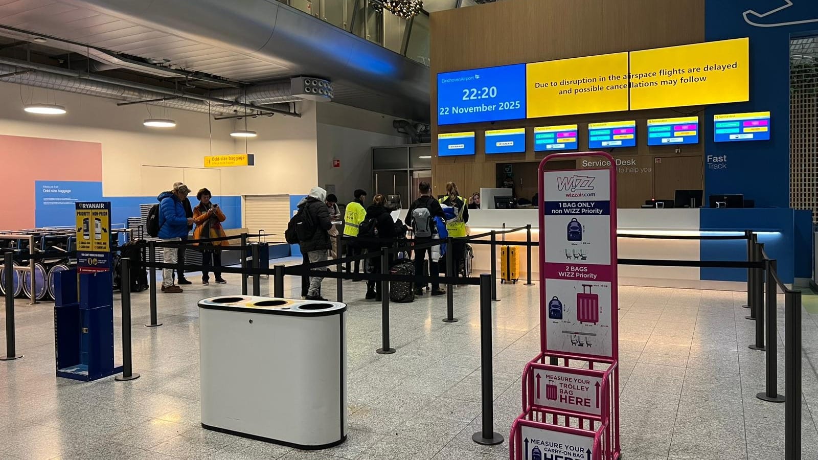 Vliegverkeer Eindhoven Airport weer opgestart na signaleren drones