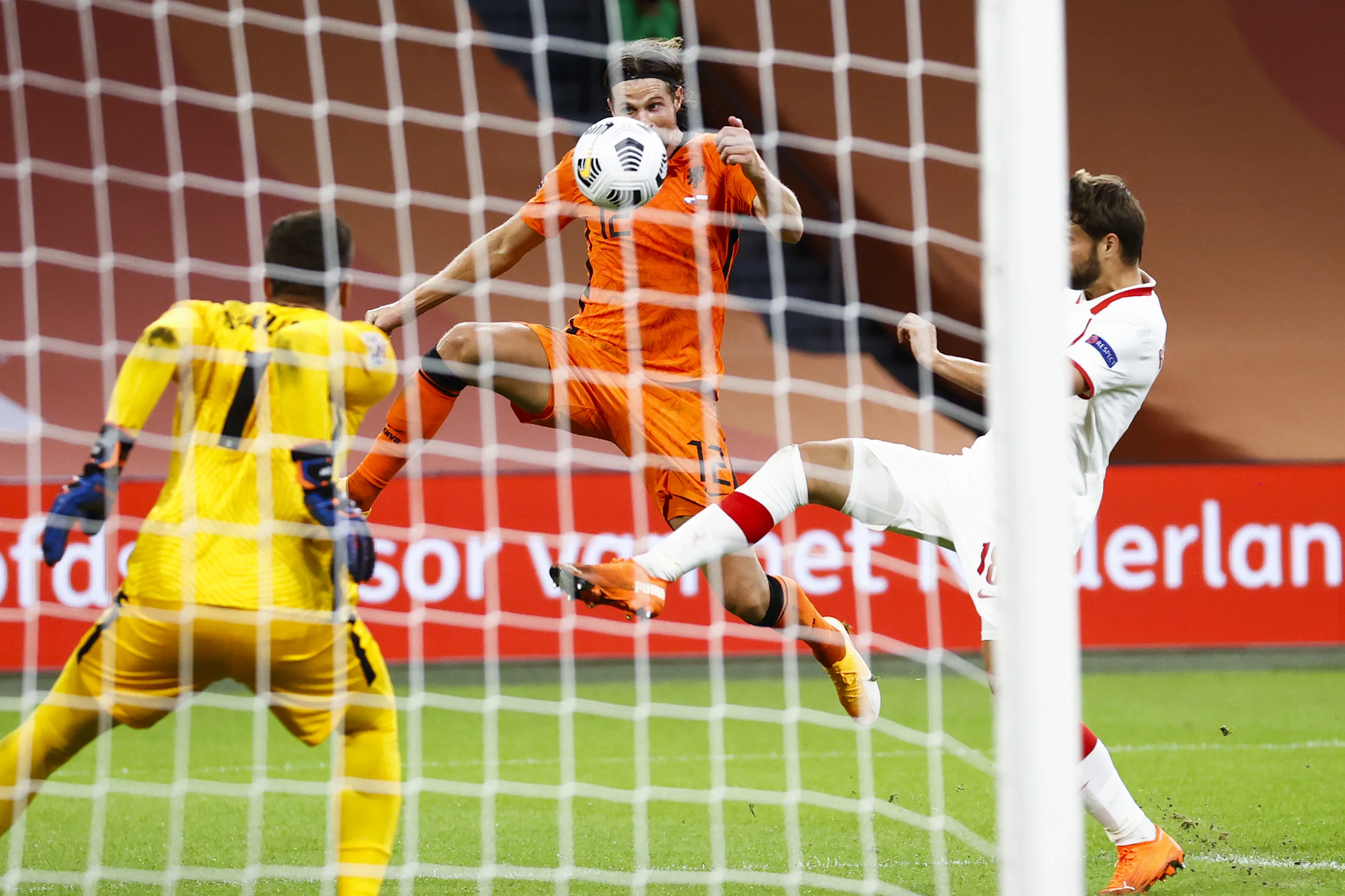 Nederlands elftal begint Nations League met thuiszege (1-0) op Polen