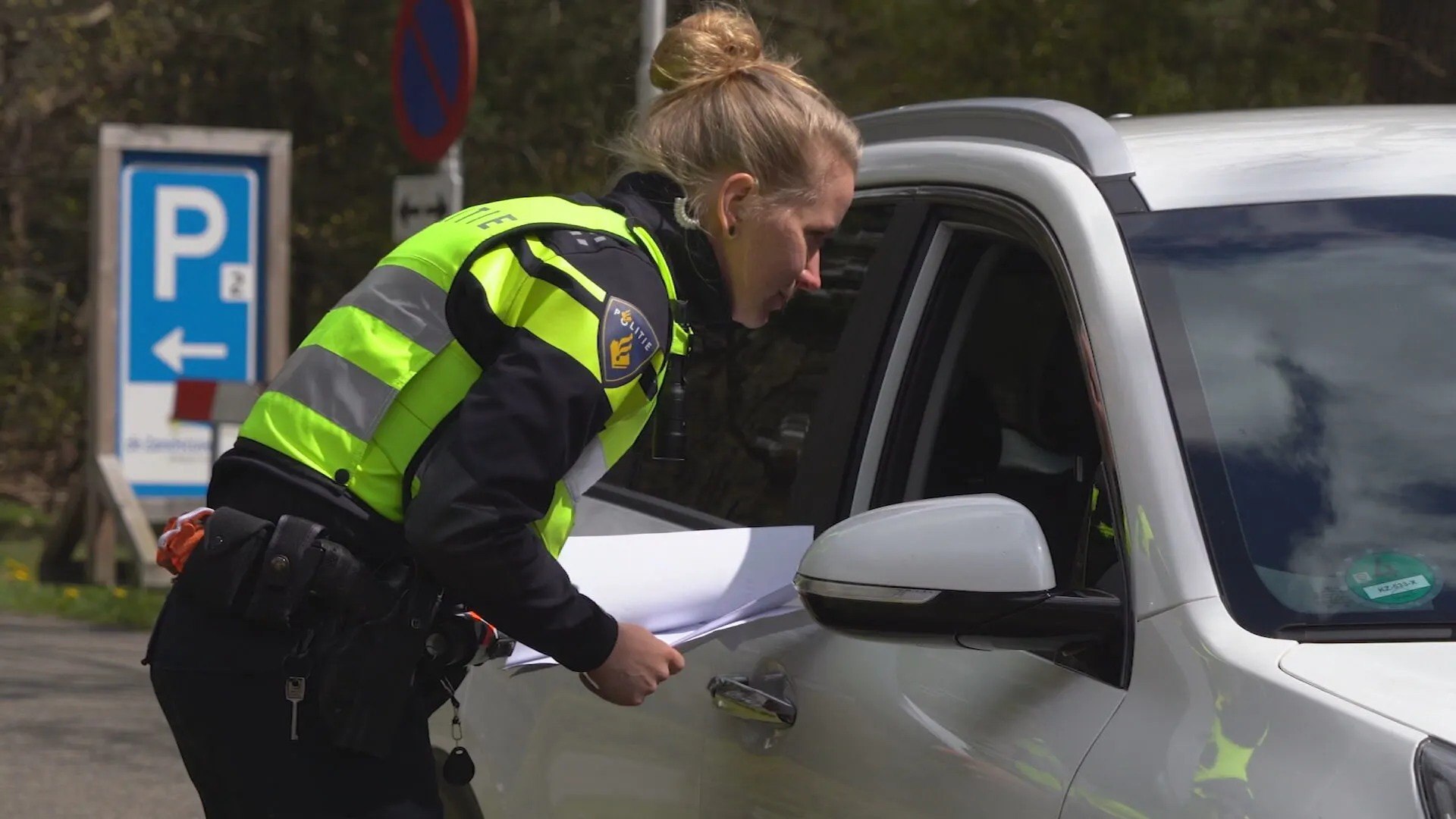 Politie ondervraagt voorbijgangers na zedenincident met kind op camping