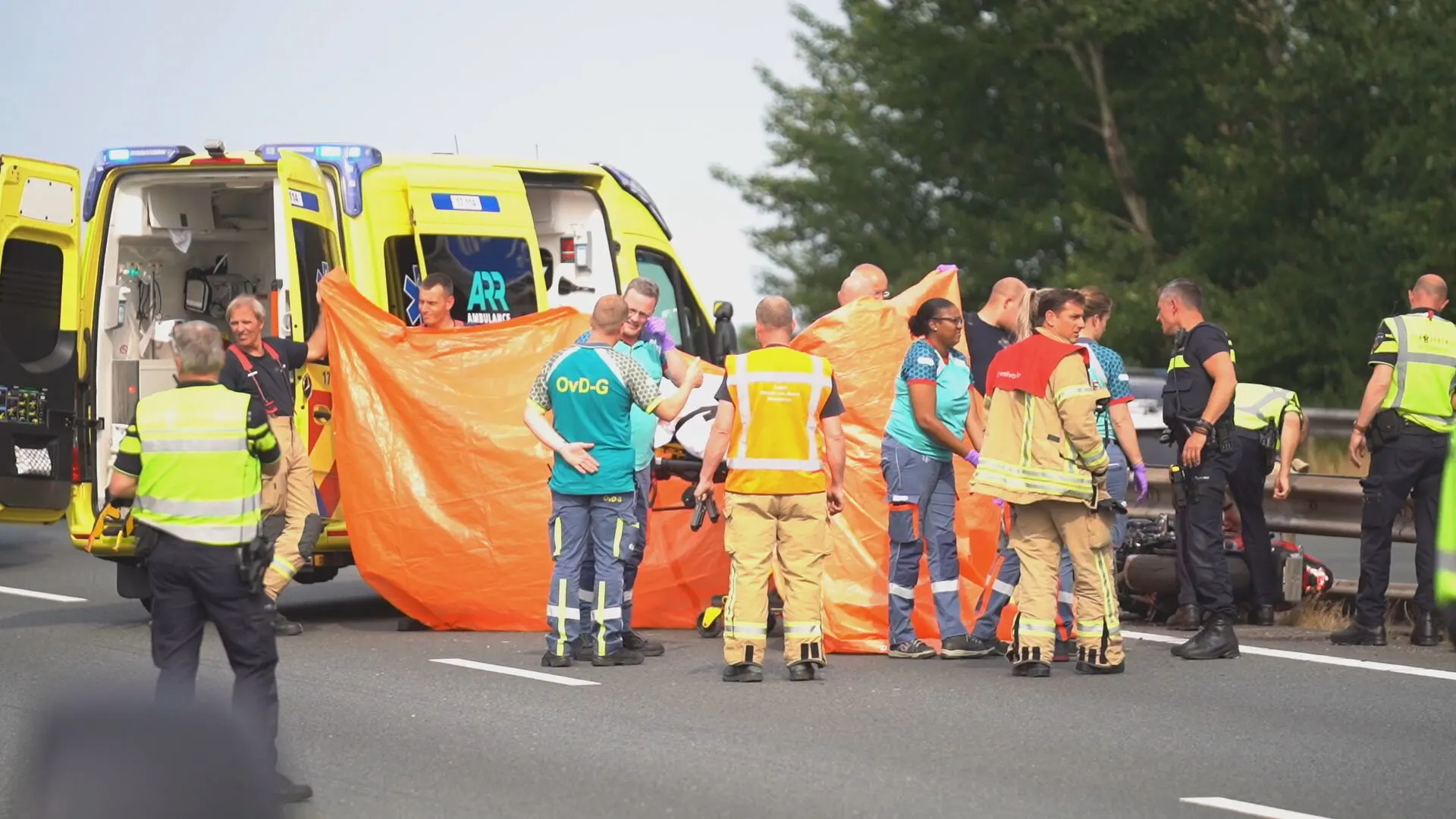 Motorrijdster (26) uit Rotterdam overlijdt op A20 na ongeluk