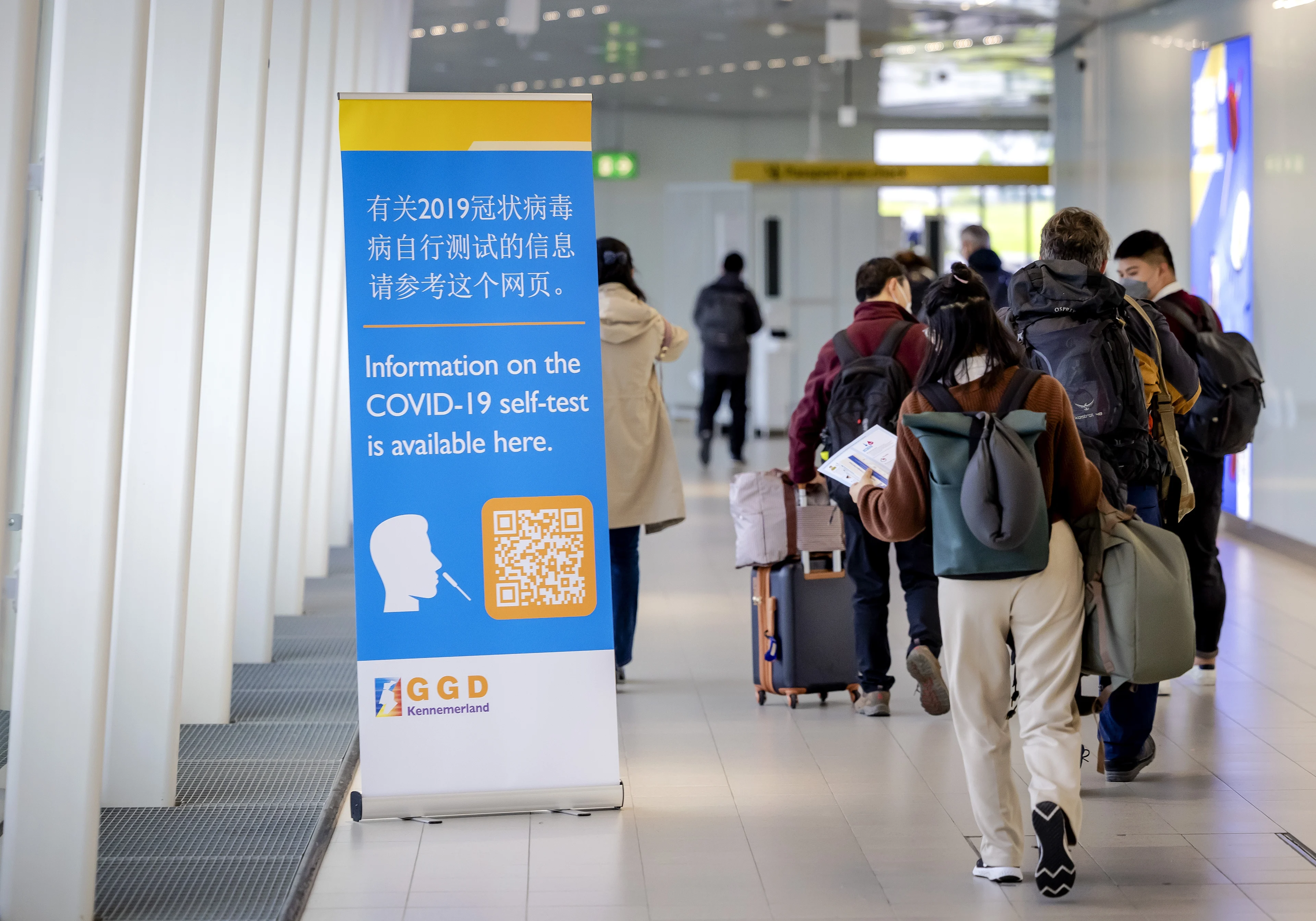 Reizigers uit China moeten vanaf vandaag negatieve coronatest laten zien