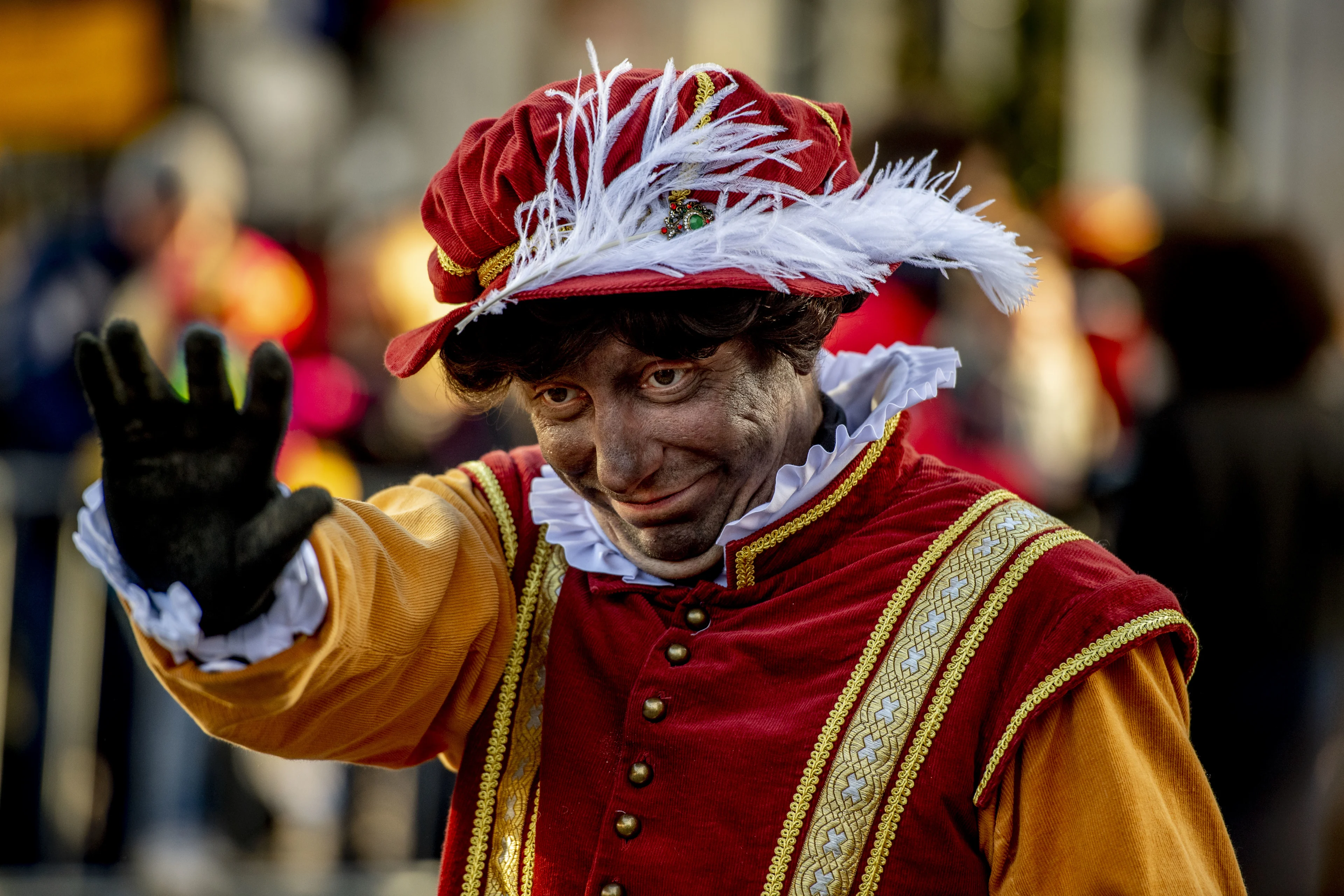 Omroep Ongehoord Nederland geeft Zwarte Piet podium: 'Niet zomaar accepteren dat eigen cultuur wordt weggezet'