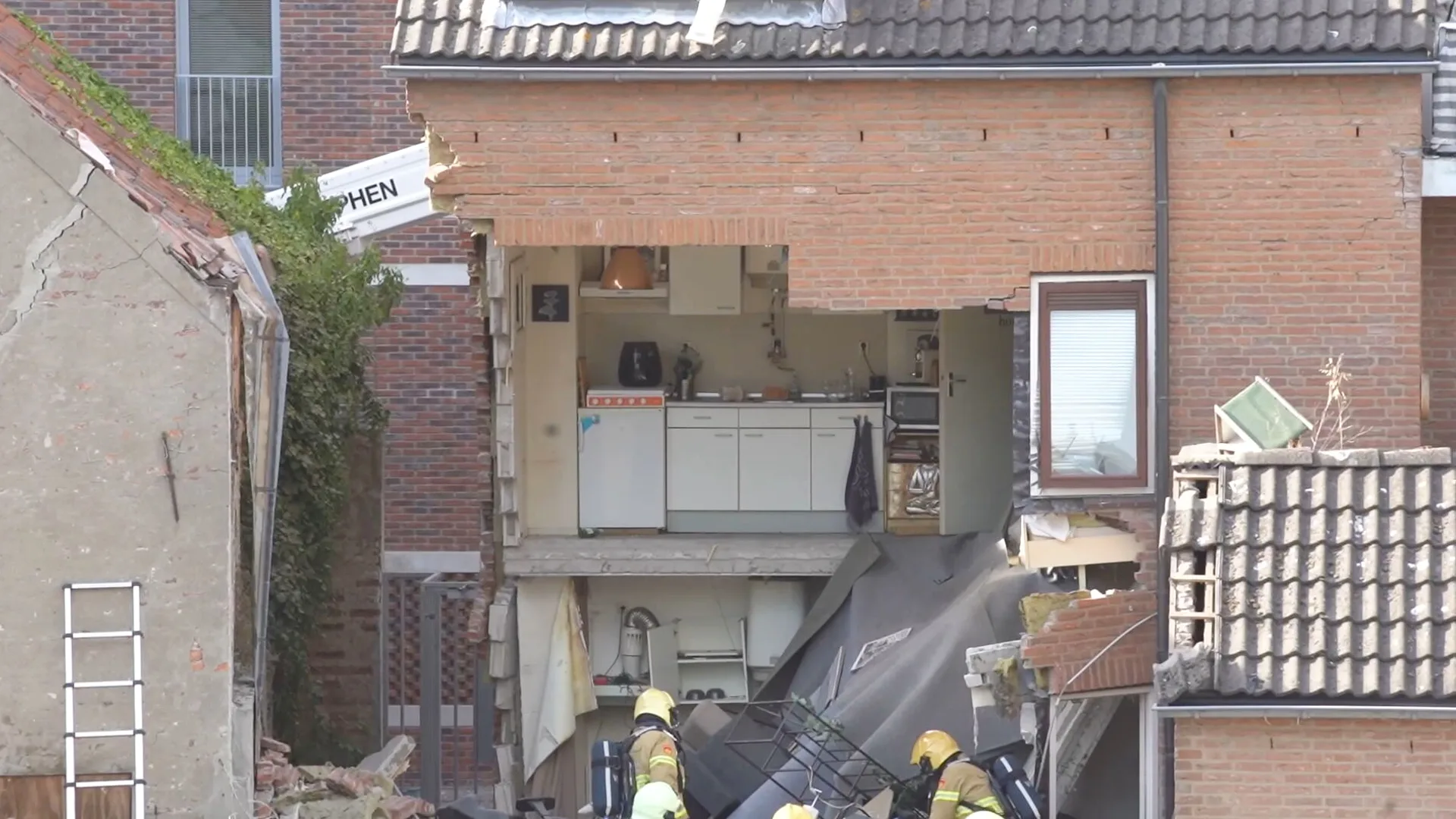Gasexplosie richt ravage aan bij appartementencomplex Zutphen: drie gewonden