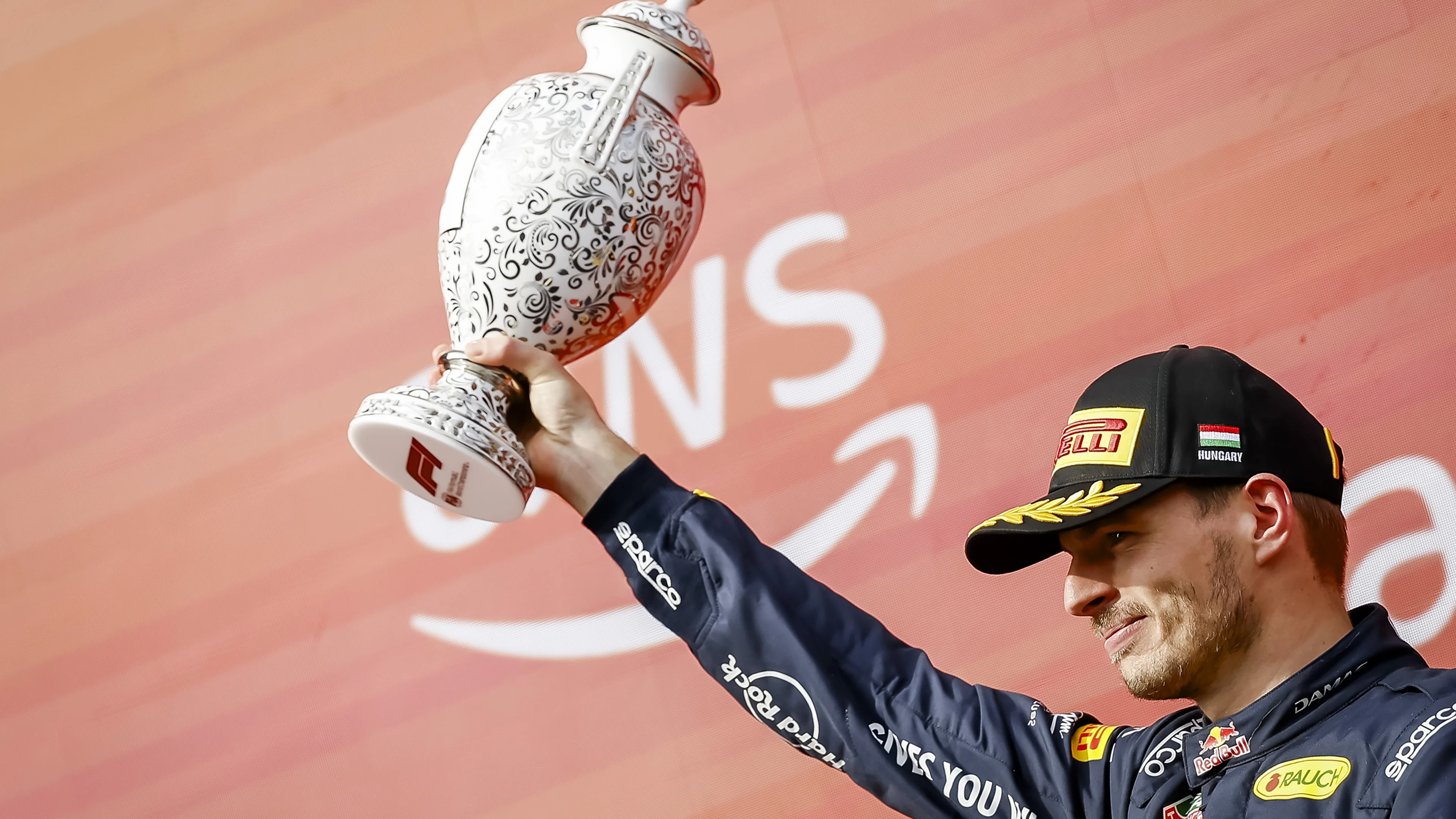 Verstappen eindigt op tweede plaats in Hongarije, Norris winnaar