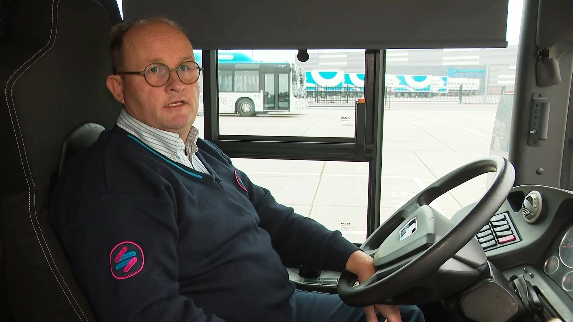 Buschauffeur Jeroen over agressie tegen dienstverleners: 'Mensen kijken snel weg'