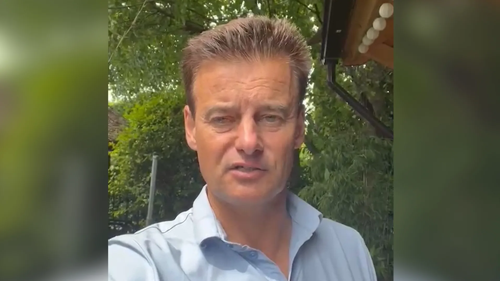 Johan en Wilfred onderbreken hun vakantie voor een extra uitzending van Vandaag Inside