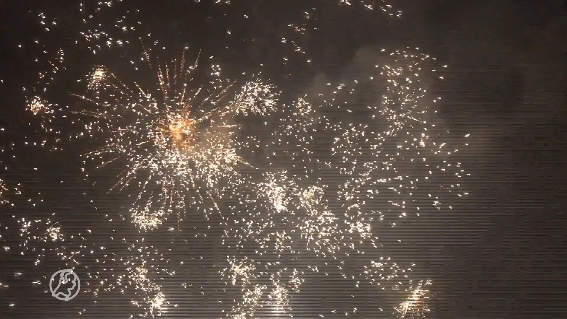 Vuurwerkverbod? Dat maakte deze gemeenten niets uit: volop vuurwerk afgestoken