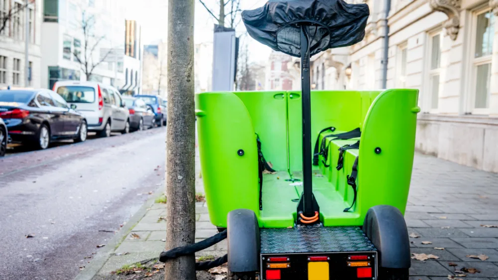 De Stint wordt Buszy op verzoek van nabestaanden spoordrama Oss