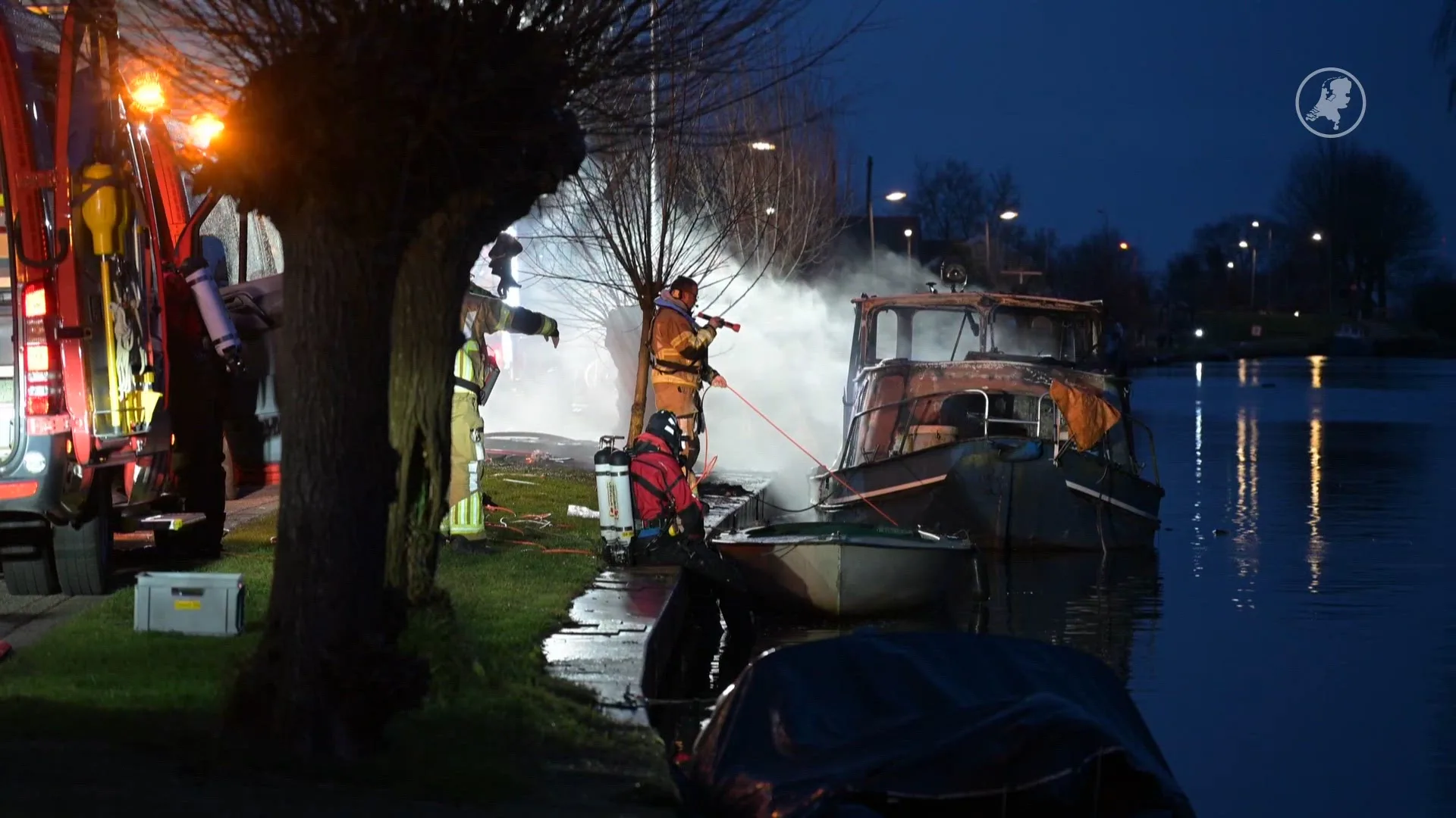 Zwaargewonde bij brand op vaartuig Haastrecht