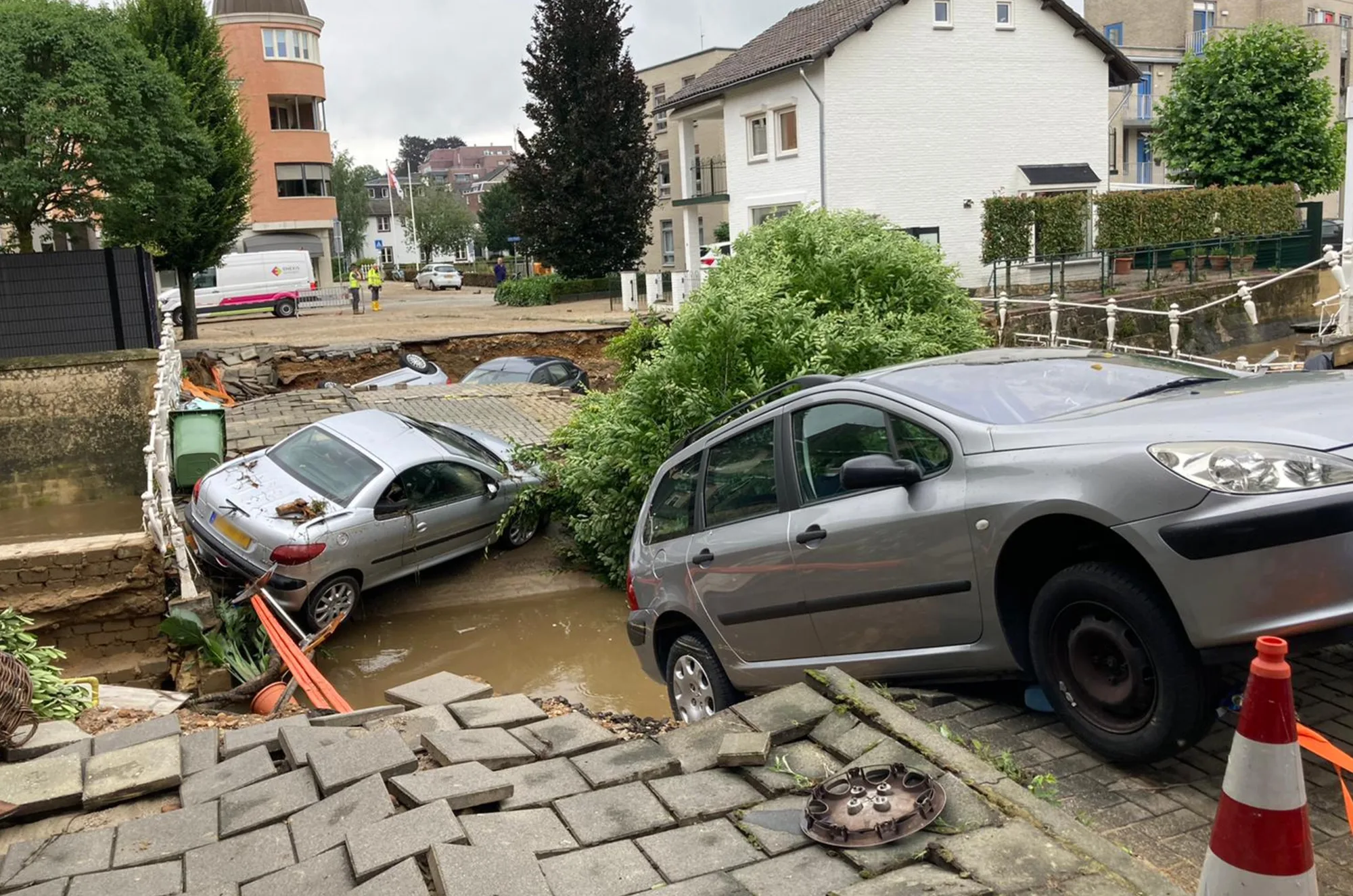 Inwoners Valkenburg moeten nog 'dagen misschien zelfs weken' wachten op stroom