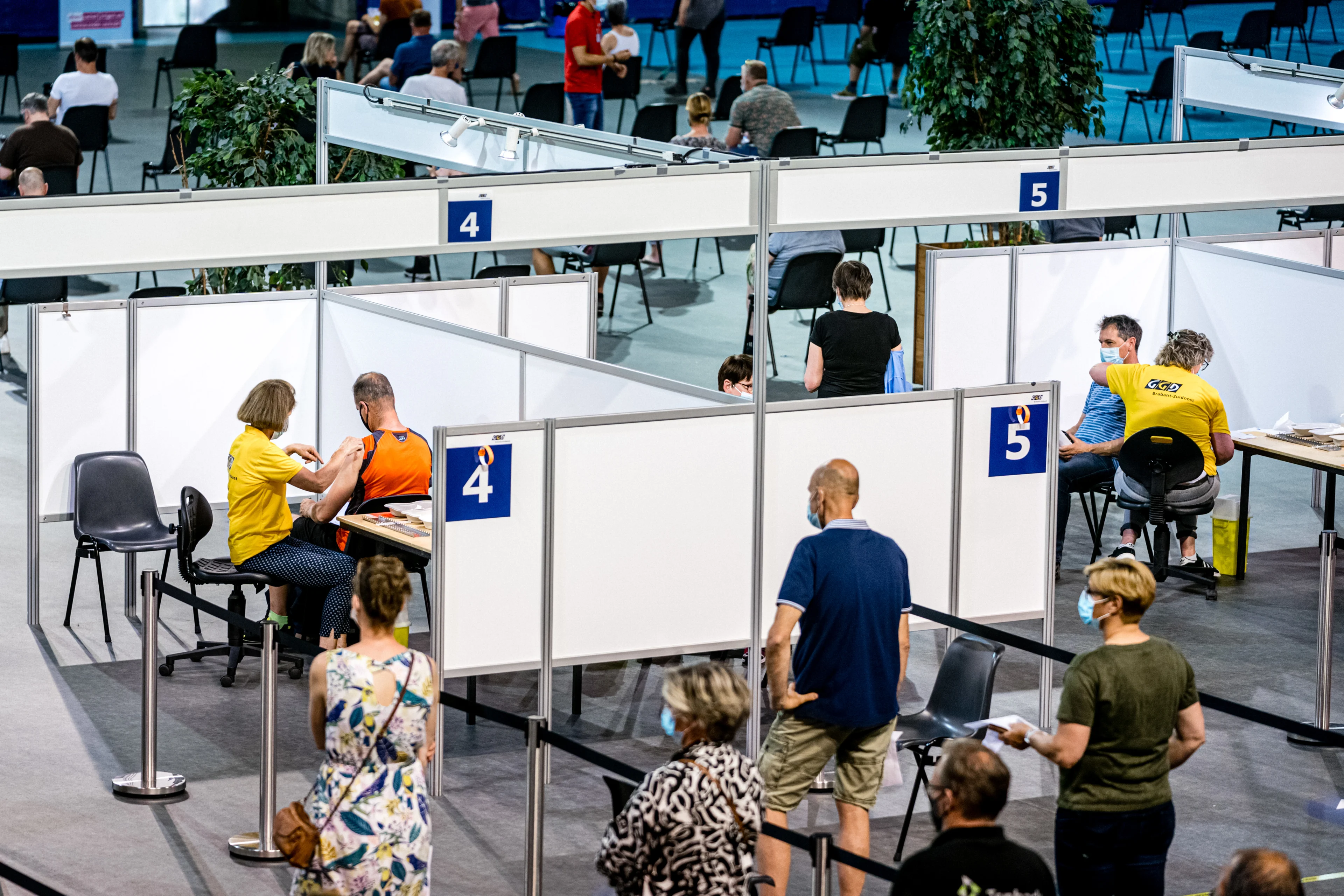 'Nederland heeft overzicht vaccinatie-incidenten niet op orde'