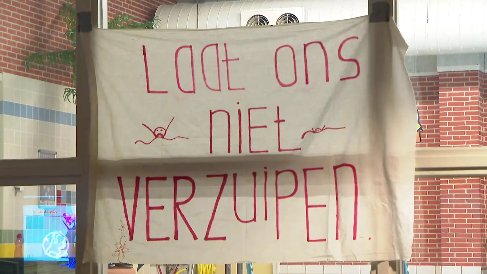 #CrisisvanNL | Einde sportclubs en zwembaden dreigt: 'We hebben heel groot probleem'