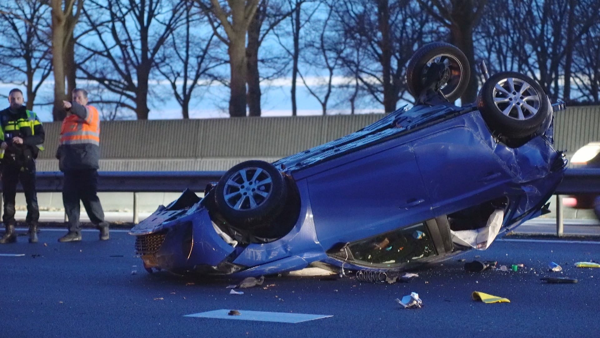 Man (39) aangehouden na groot ongeluk met meerdere zwaargewonden op A28